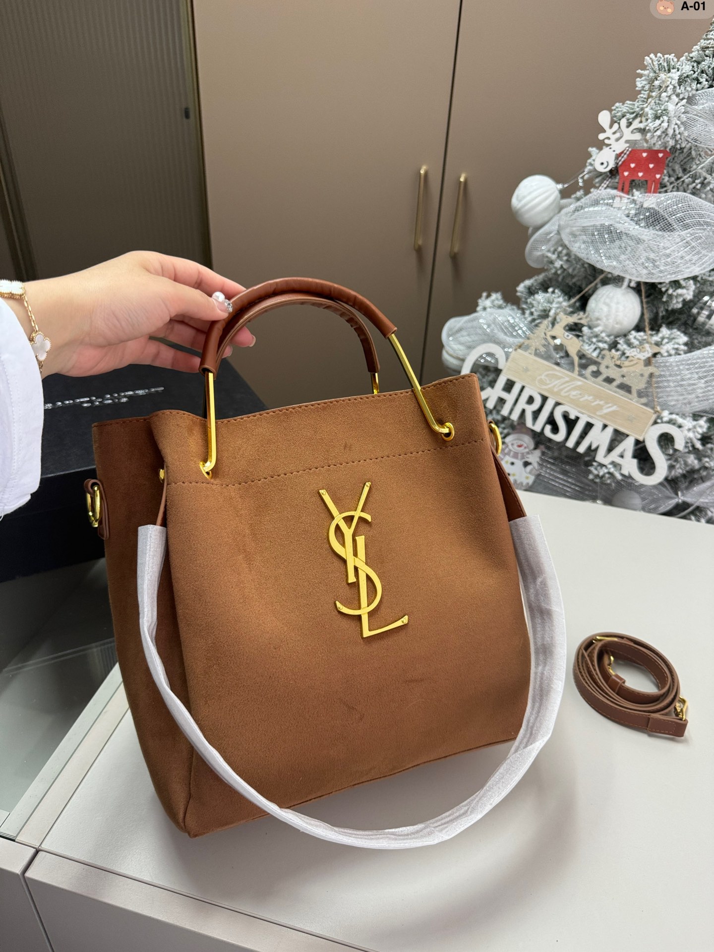 Y new arrival tote bag size: 26*12*27 cm