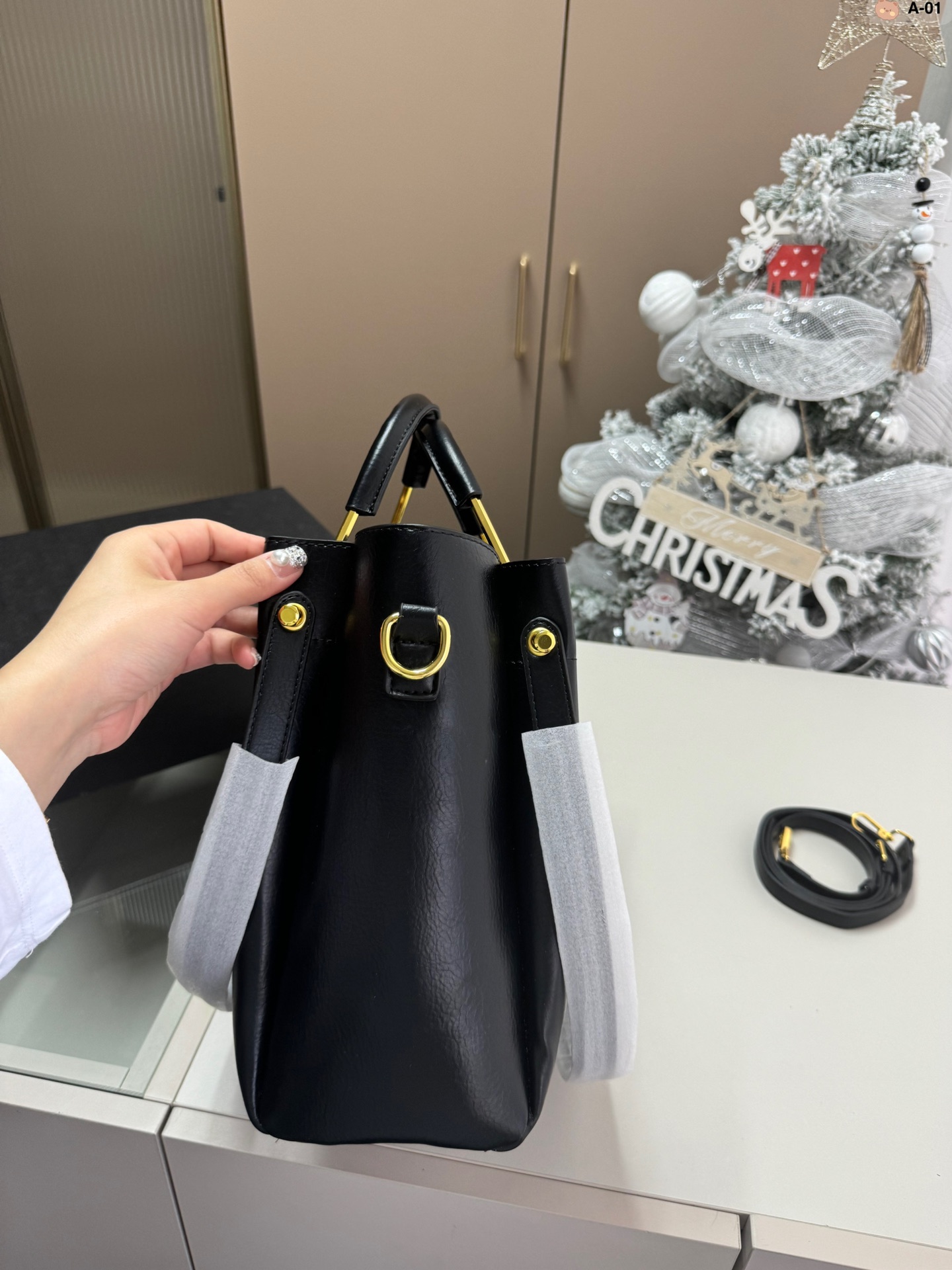 Y new arrival tote bag size: 26*12*27 cm