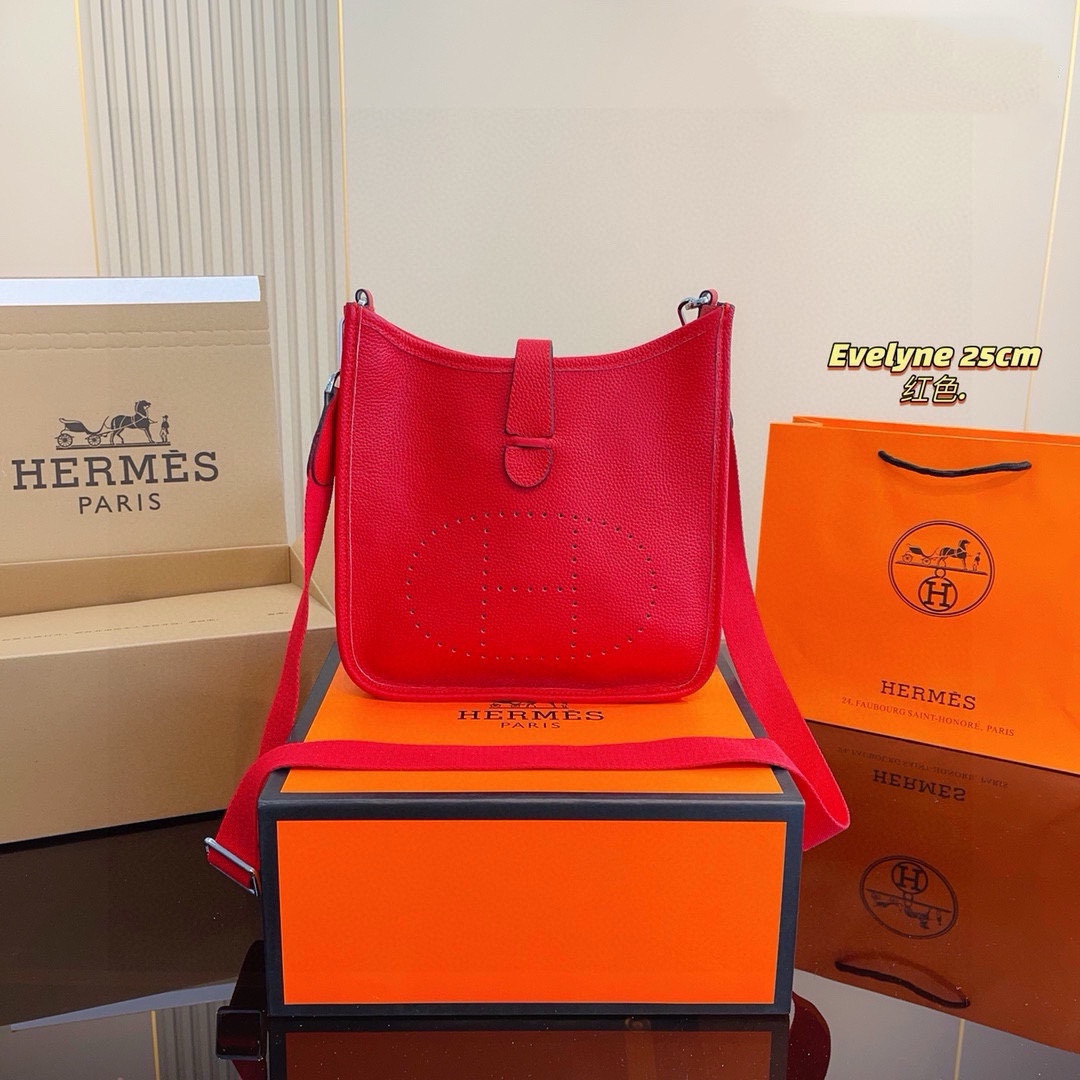 H Evelyne new arrival size : 25*9*26cm