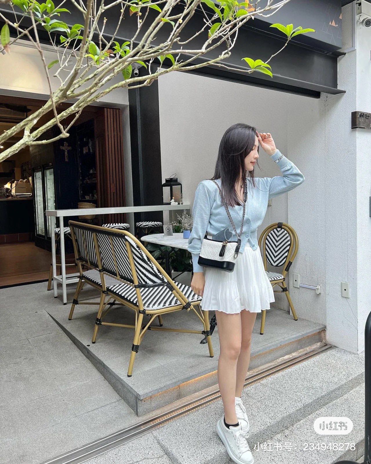 cc new arrival bag size: 20-16-8cm