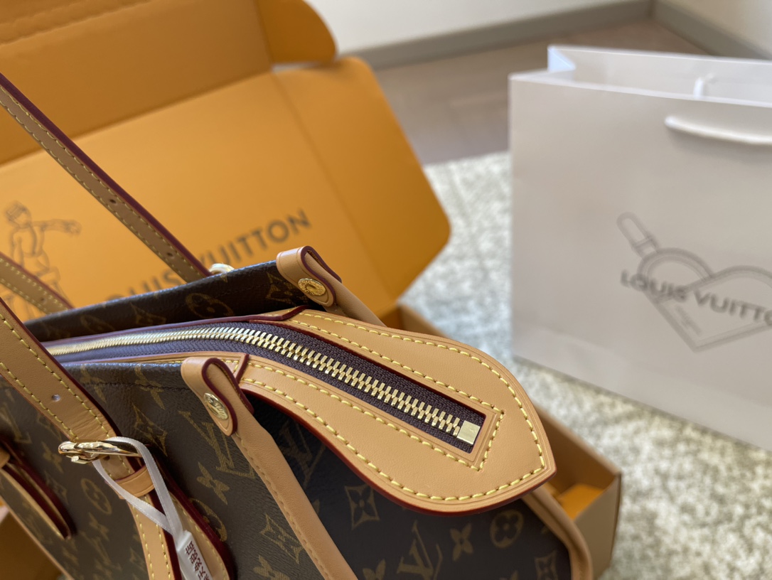 Louis new arrival vintage tote bag size: 28*12*25 cm