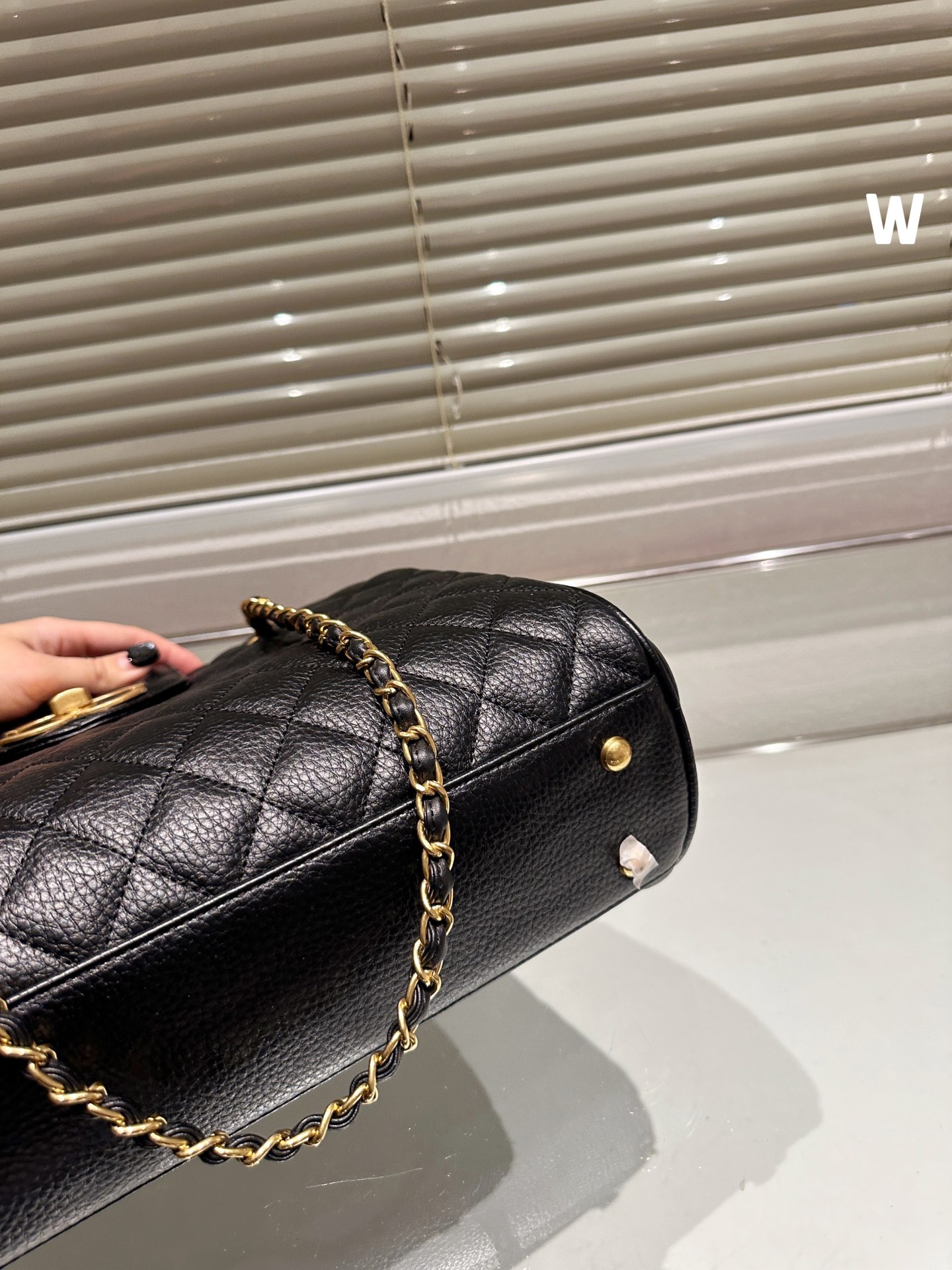 cc new arrival tote bag size : 36* 24 cm