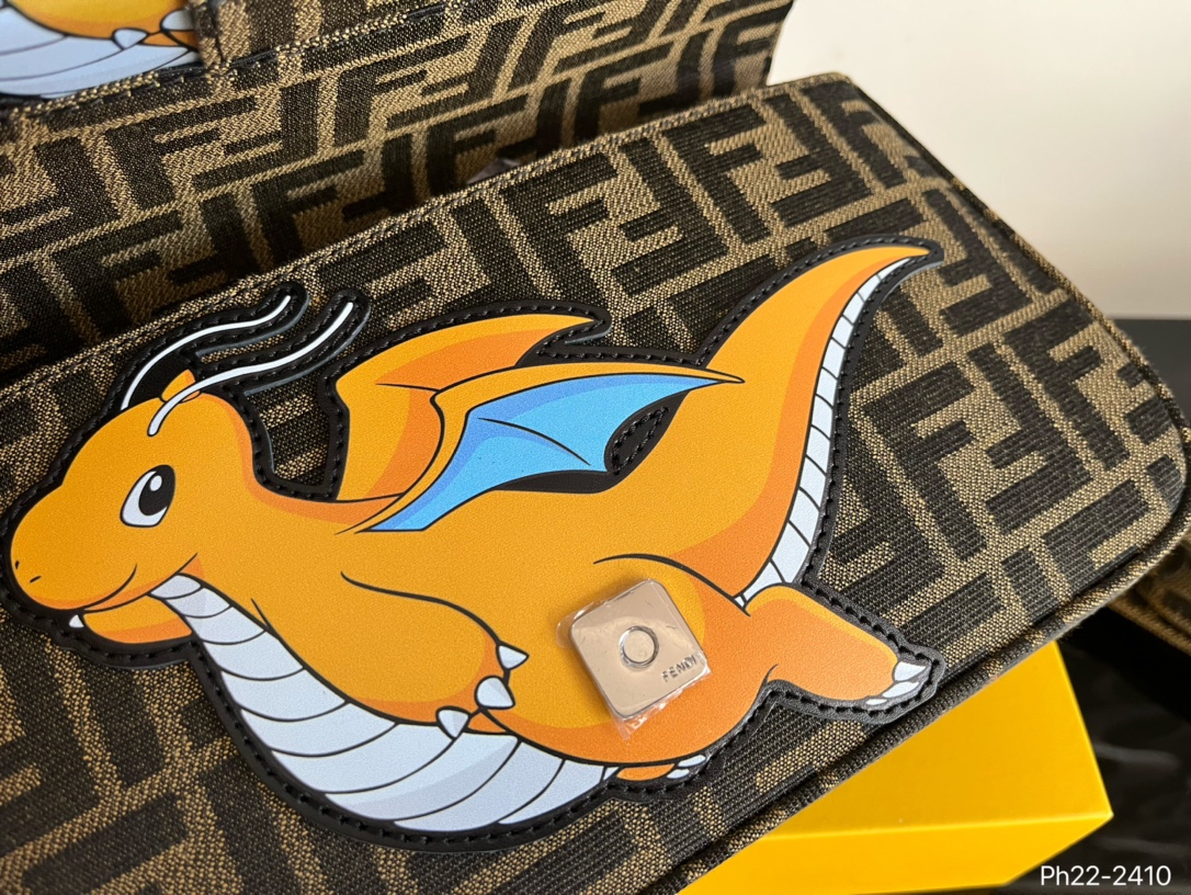 Fen  FRAGMENT new arrival bag size : 26 * 14.5 cm