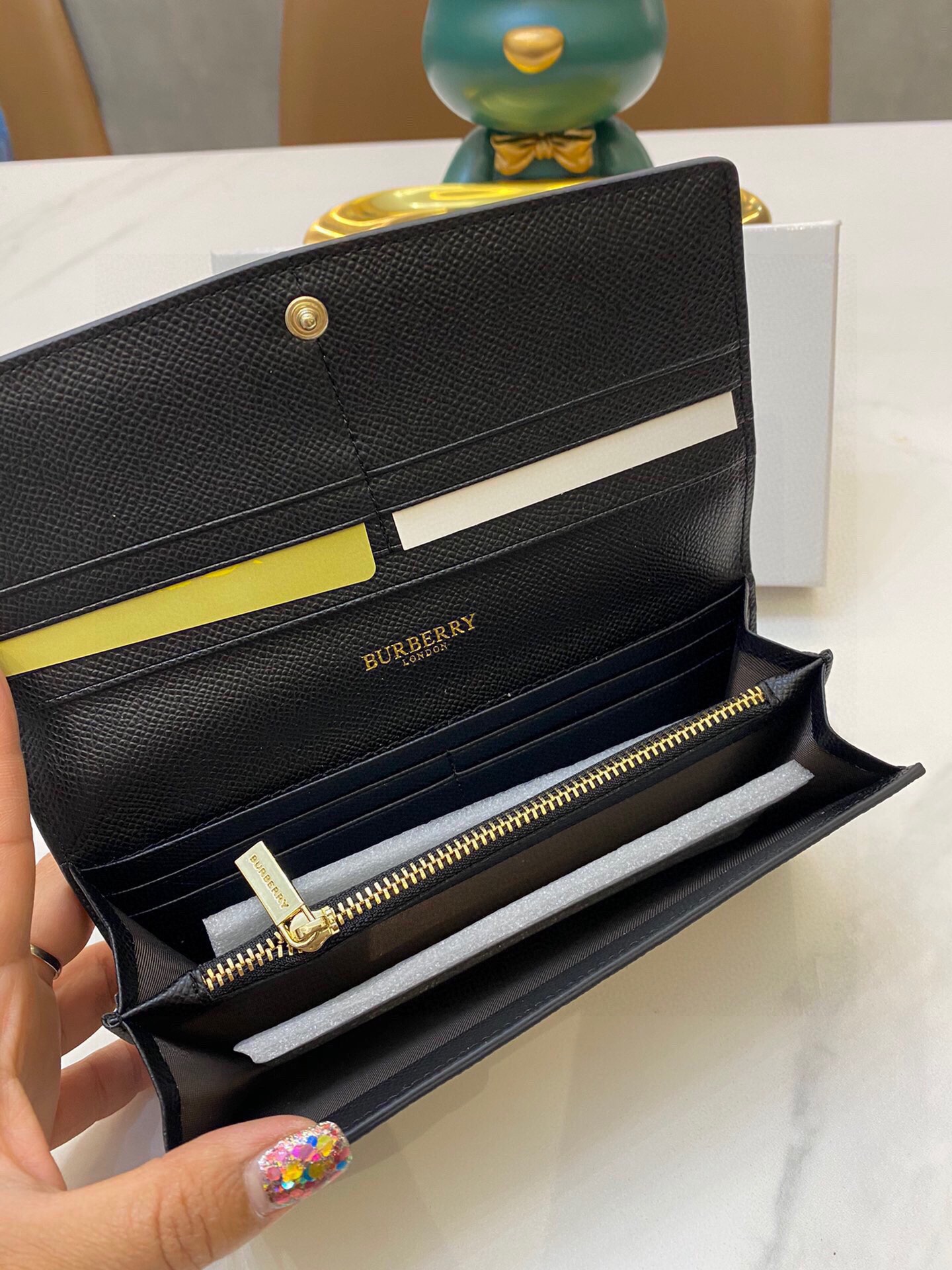 Burb new arrival wallets size:  19* 10 cm