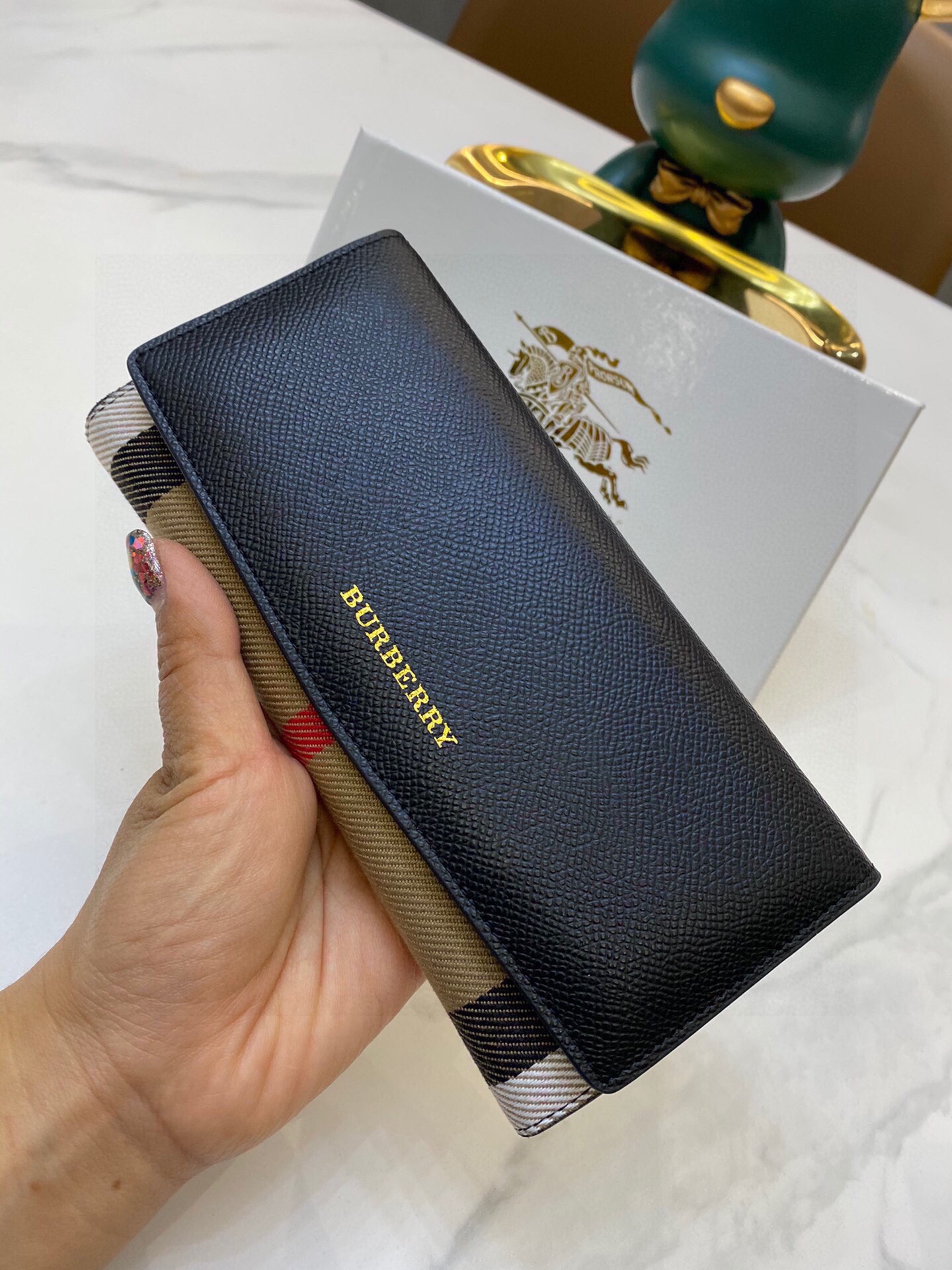 Burb new arrival wallets size:  19* 10 cm