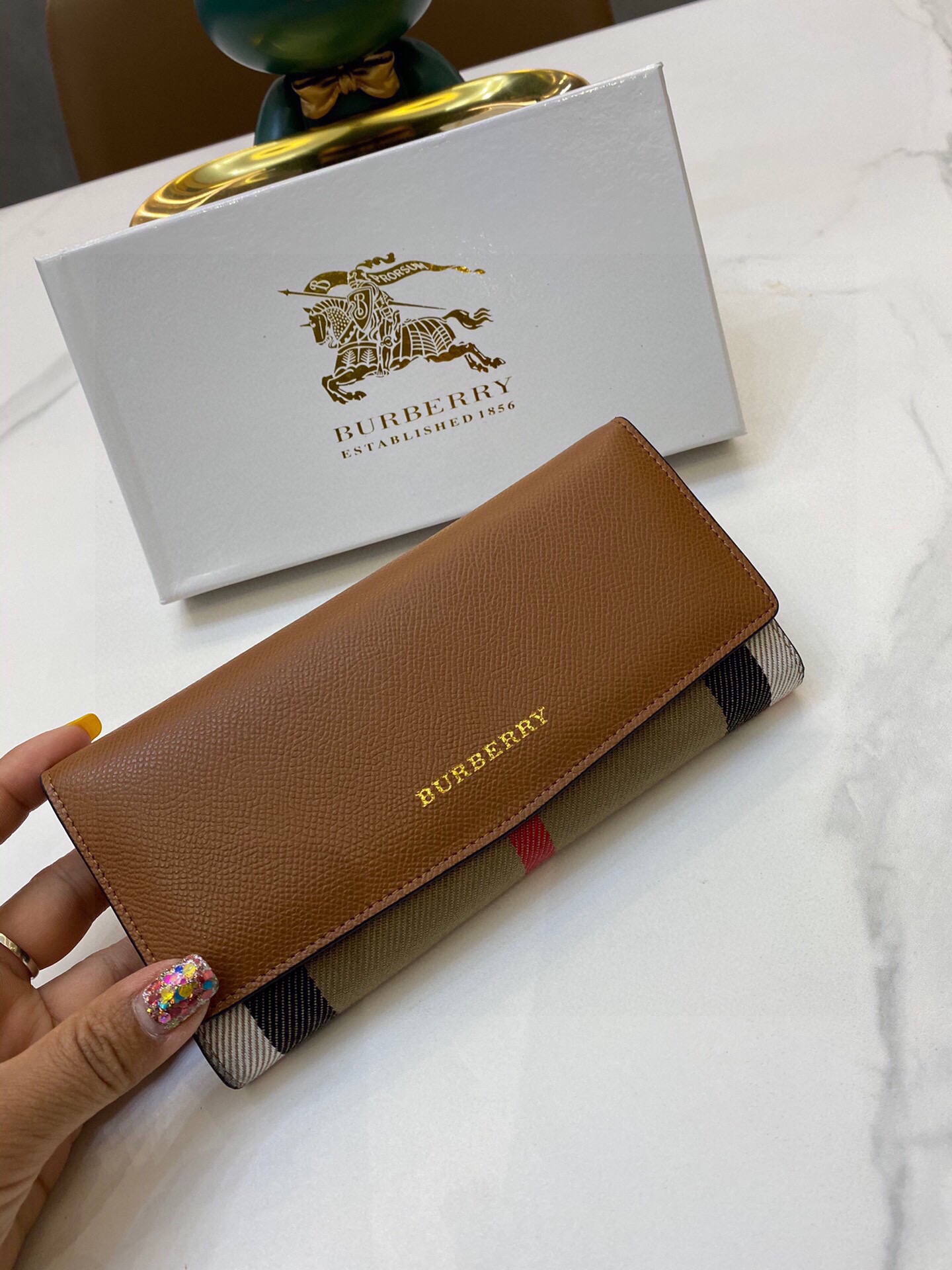 Burb new arrival wallets size:  19* 10 cm