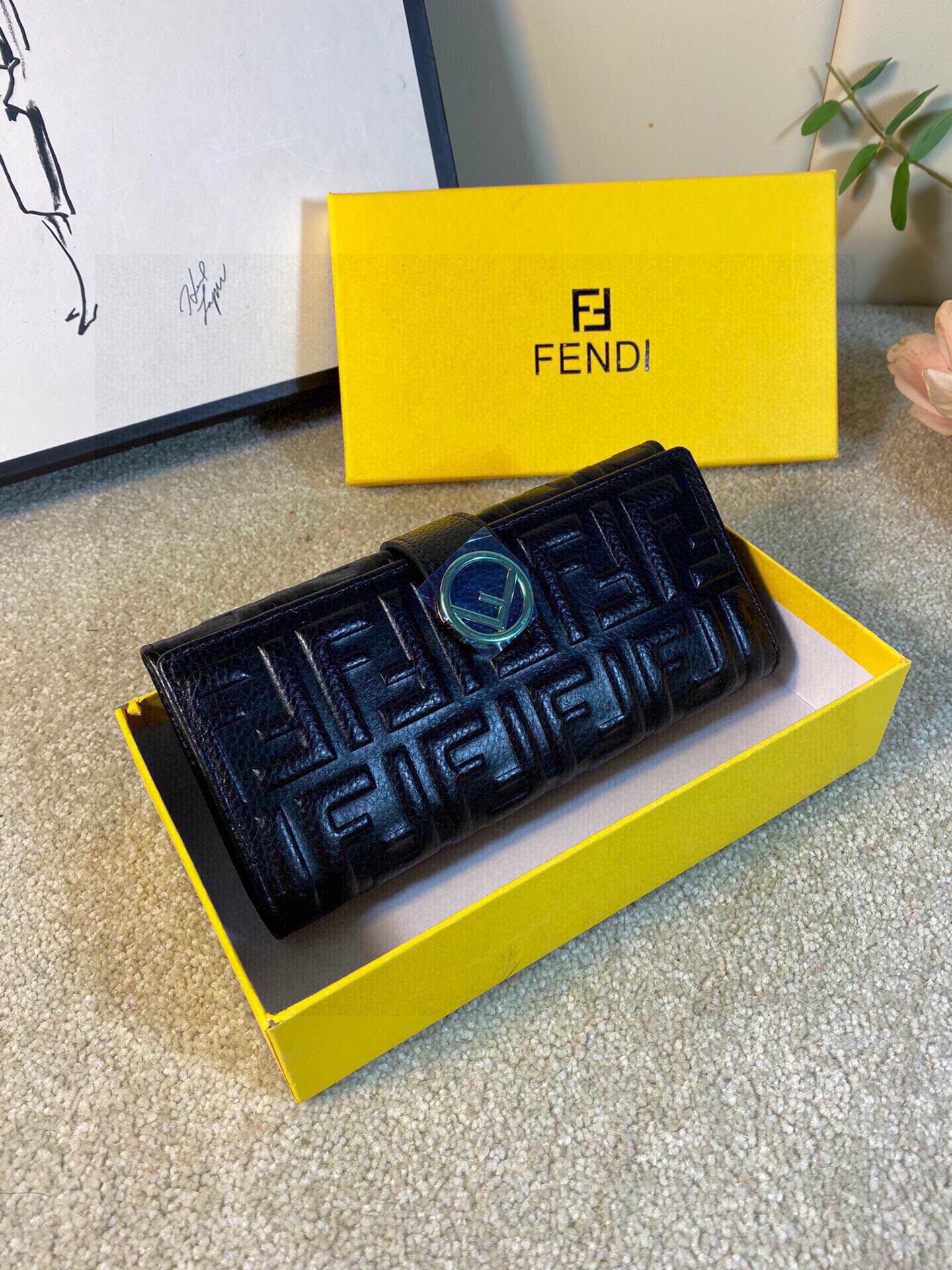 Fen new arrival wallets size: 19 * 10cm