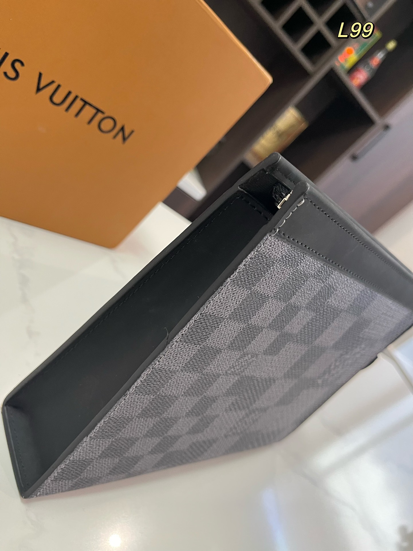 Louis Toiletry Pouch bag size: 26*20cm