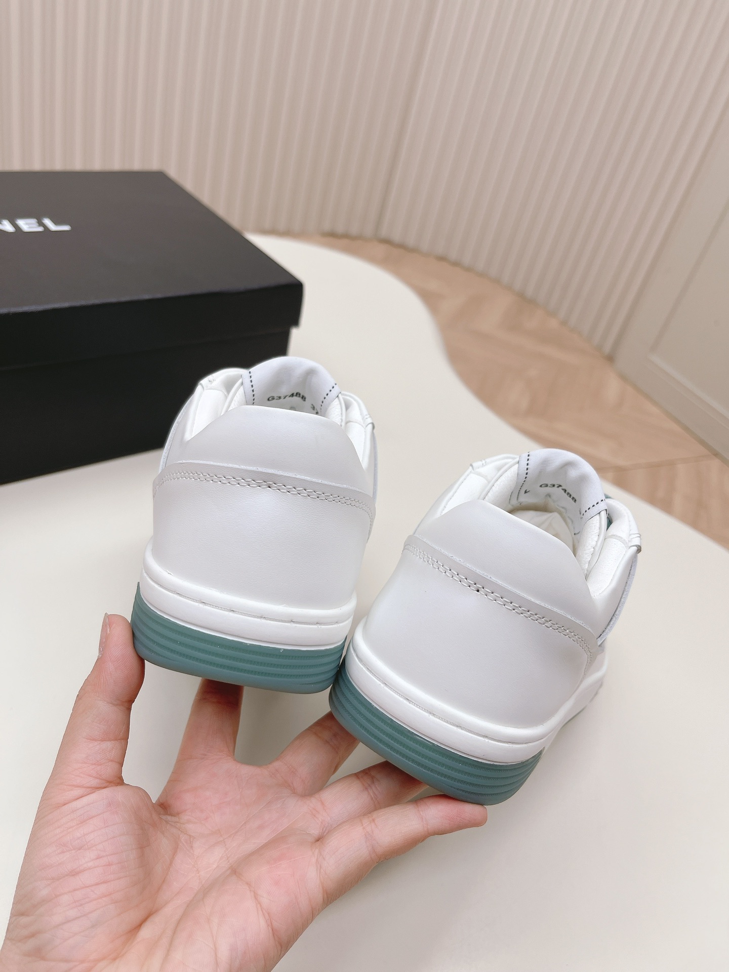 Cc new arrival  24P women sneakers heels 3 cm