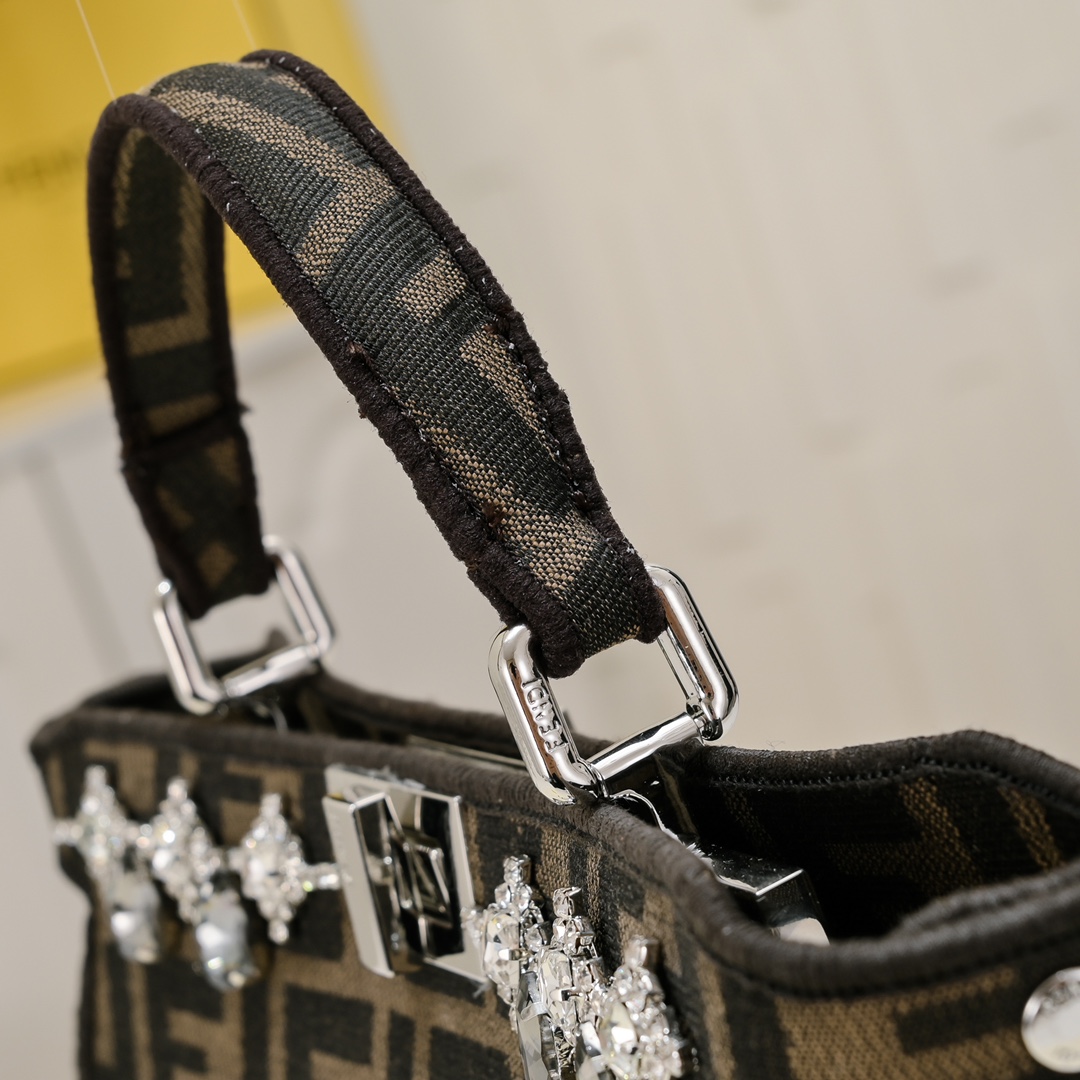 Fen Peekaboo ISeeU Petite diamond tote bag