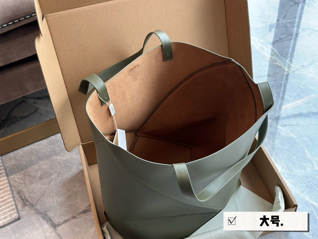 Loe Puzzle Tote size：40 32cm