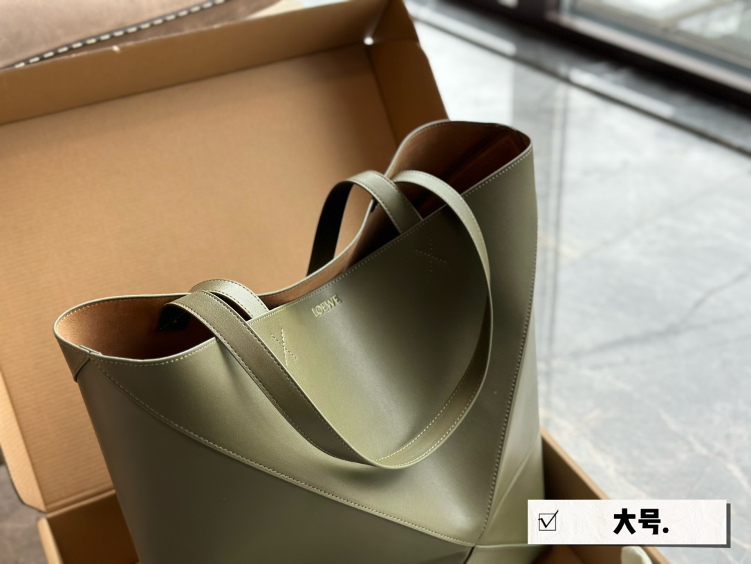 Loe Puzzle Tote size：40 32cm