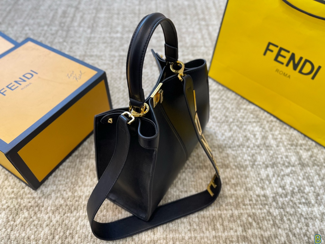 Fen Peekaboo new arrival tote bag size : 30*24 cm