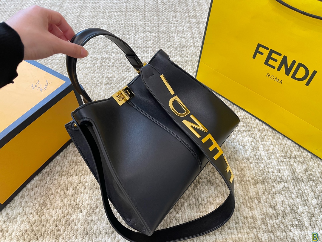 Fen Peekaboo new arrival tote bag size : 30*24 cm