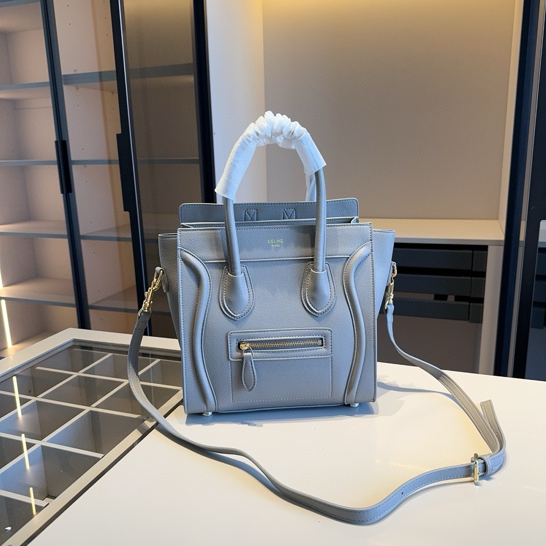 Ce new arrival tote bag size : 26 cm