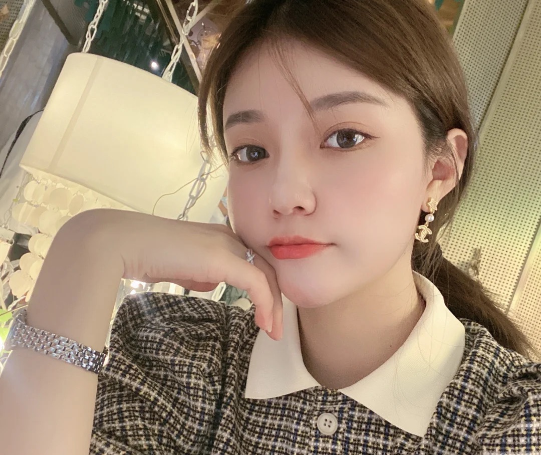 CC Earrings 0019