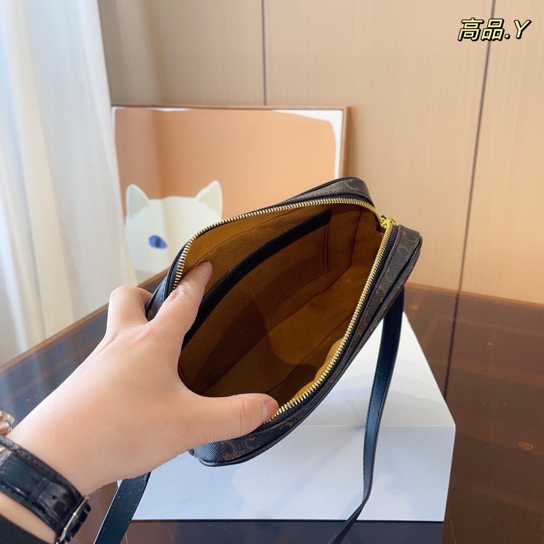 Ce new arrival camera bag size : 22*5*15cm