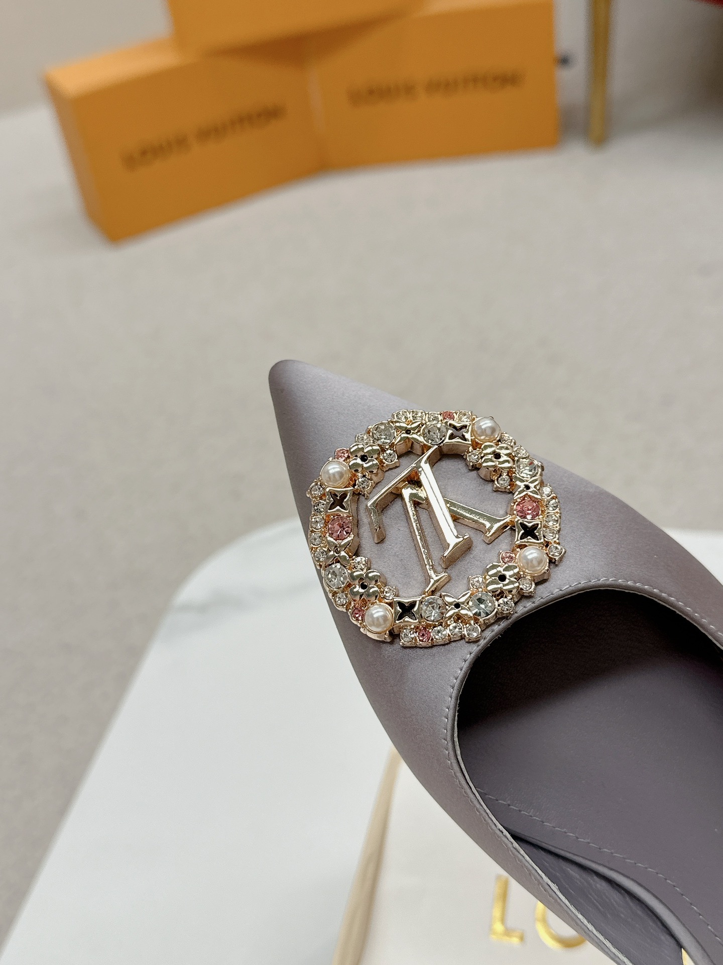 Louis new arrival women shoes