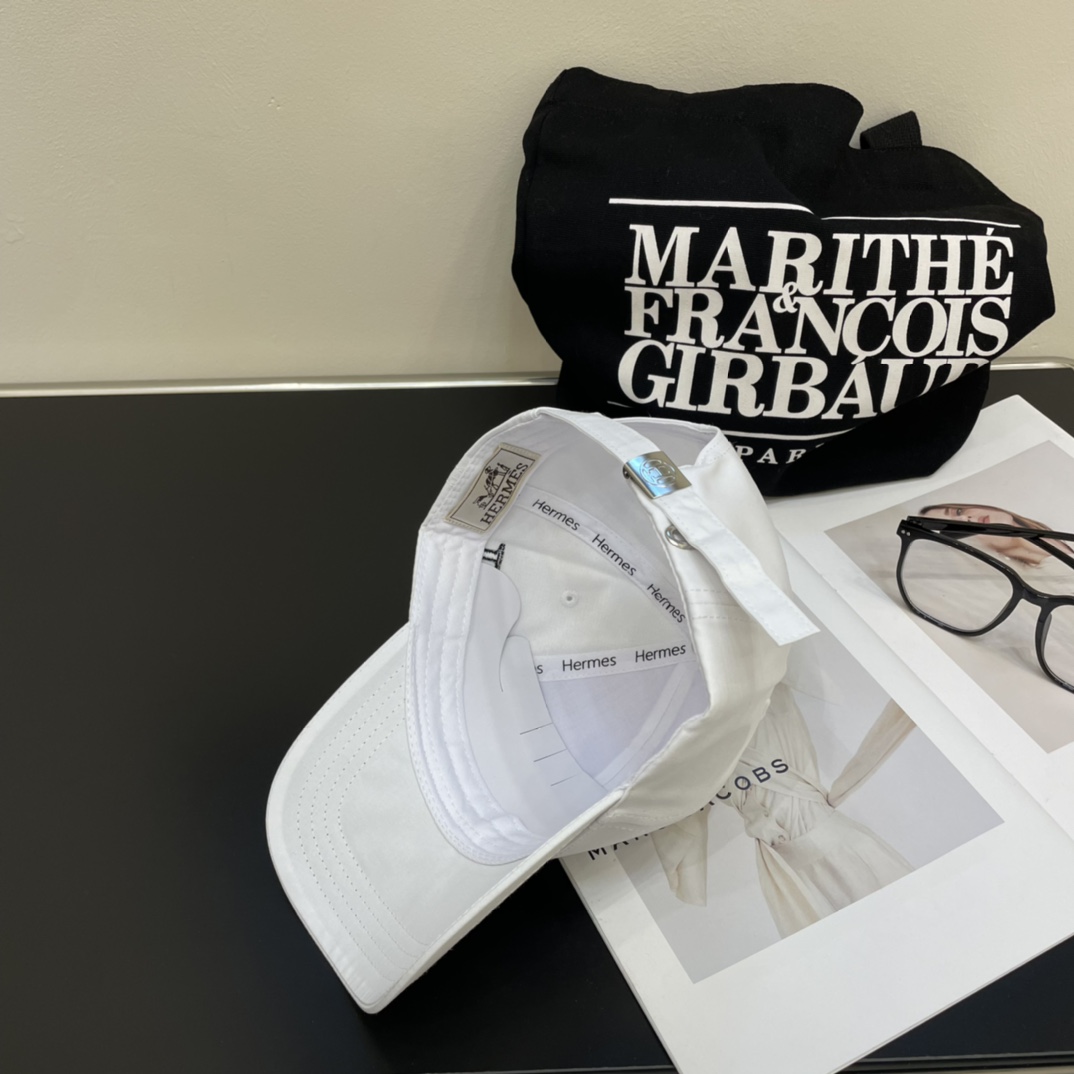 Her New Arrival Hat 0012