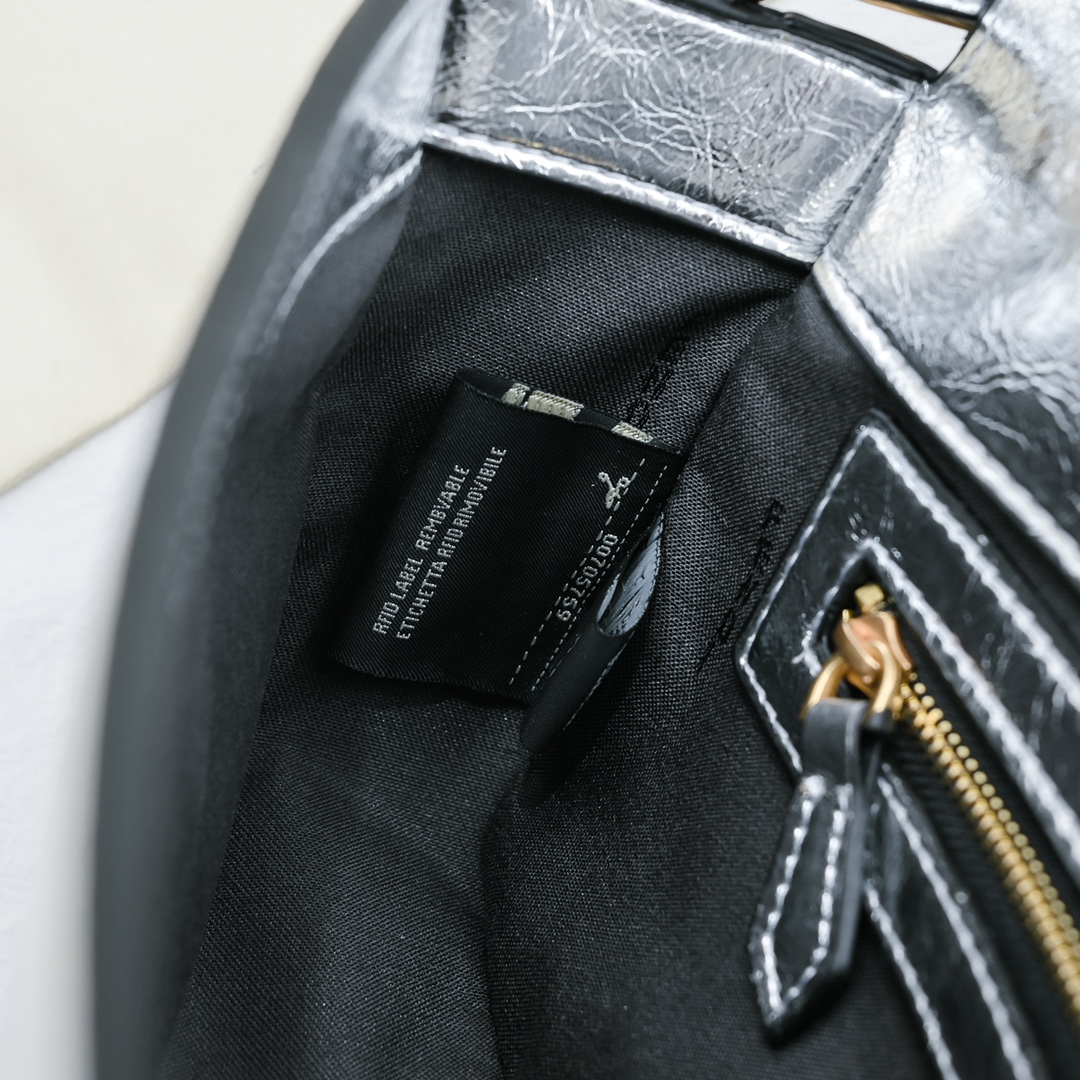 Fen new arrival BAGUETTE bag size: 27*15*6