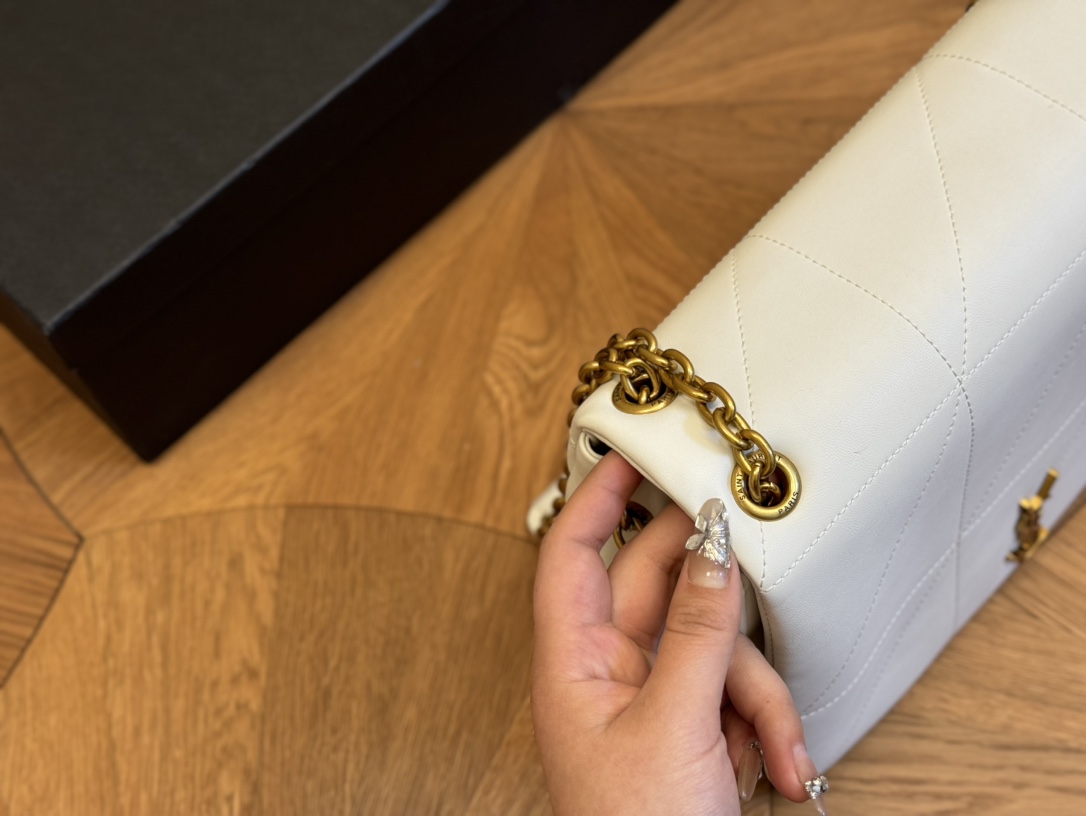 Y Leather Shoulder Bag