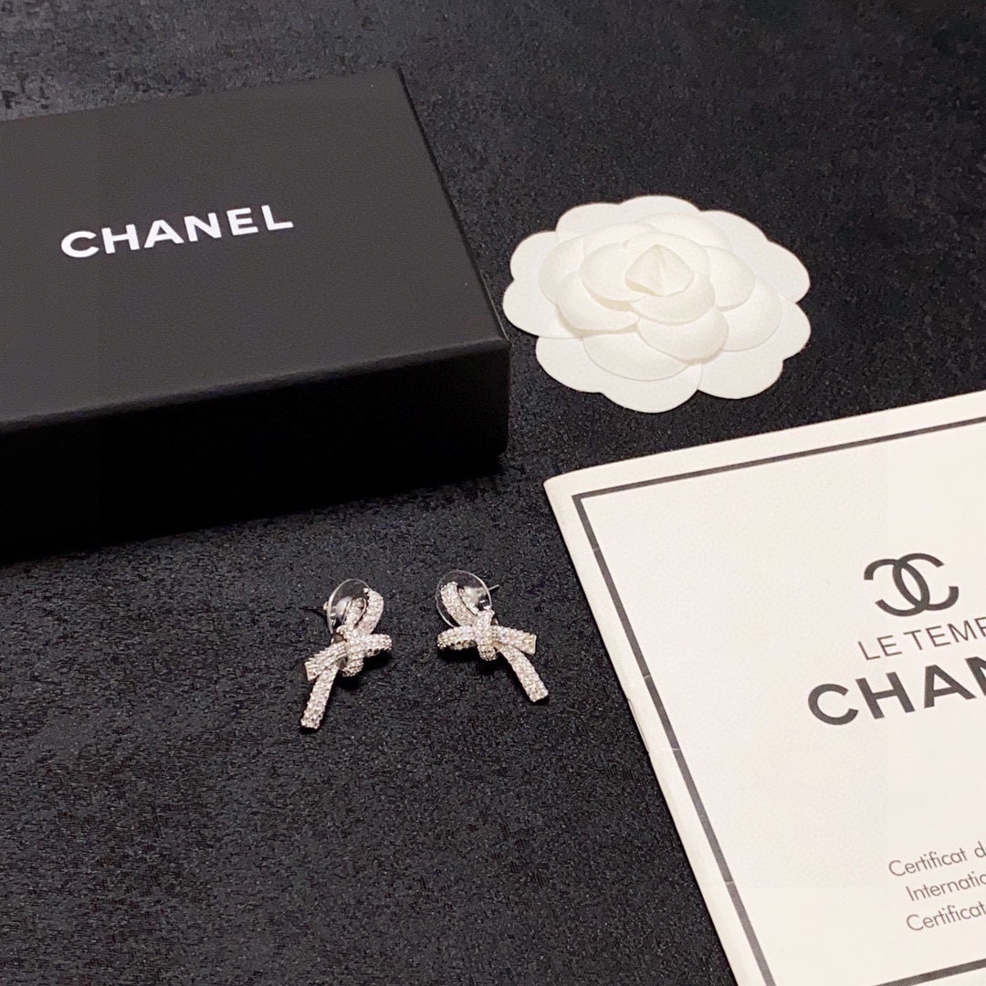 CC Earrings 0028