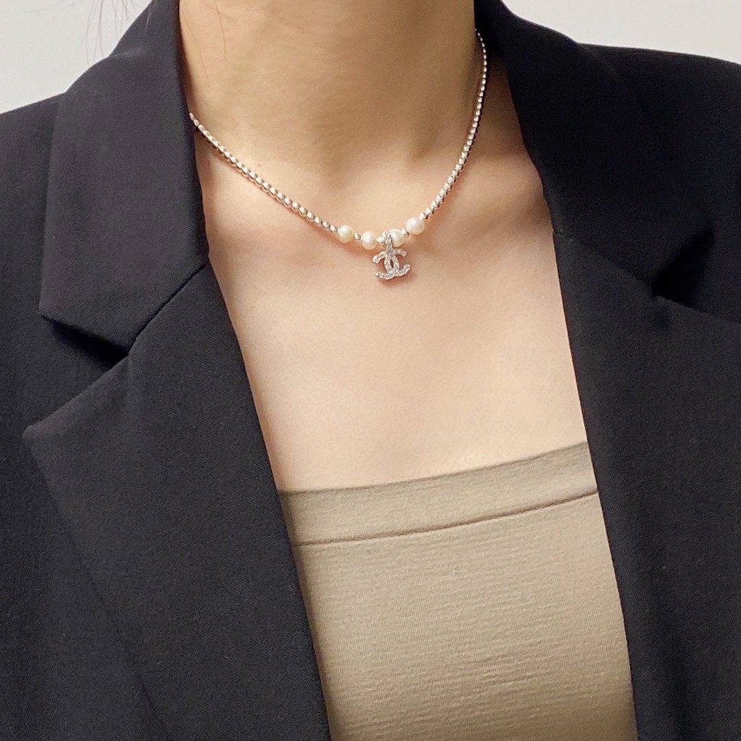 CC Necklace 0004