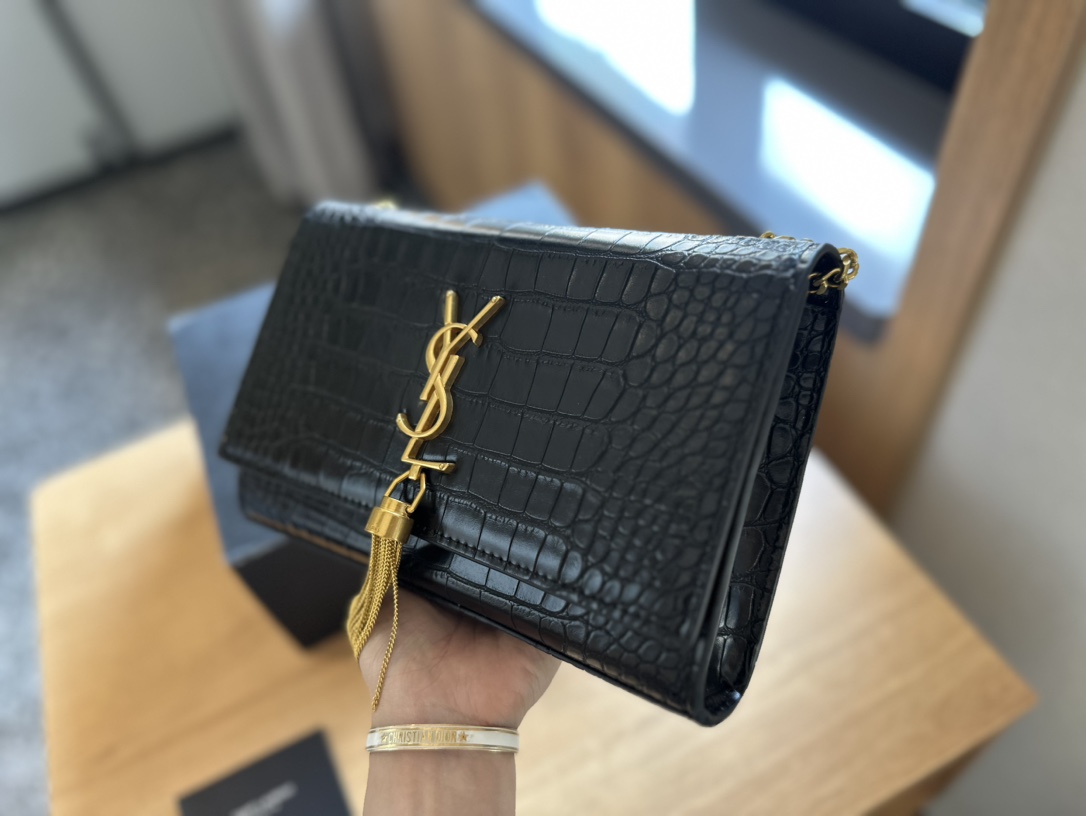 YSL Kate Woc monogram logo bag size 22��17cm