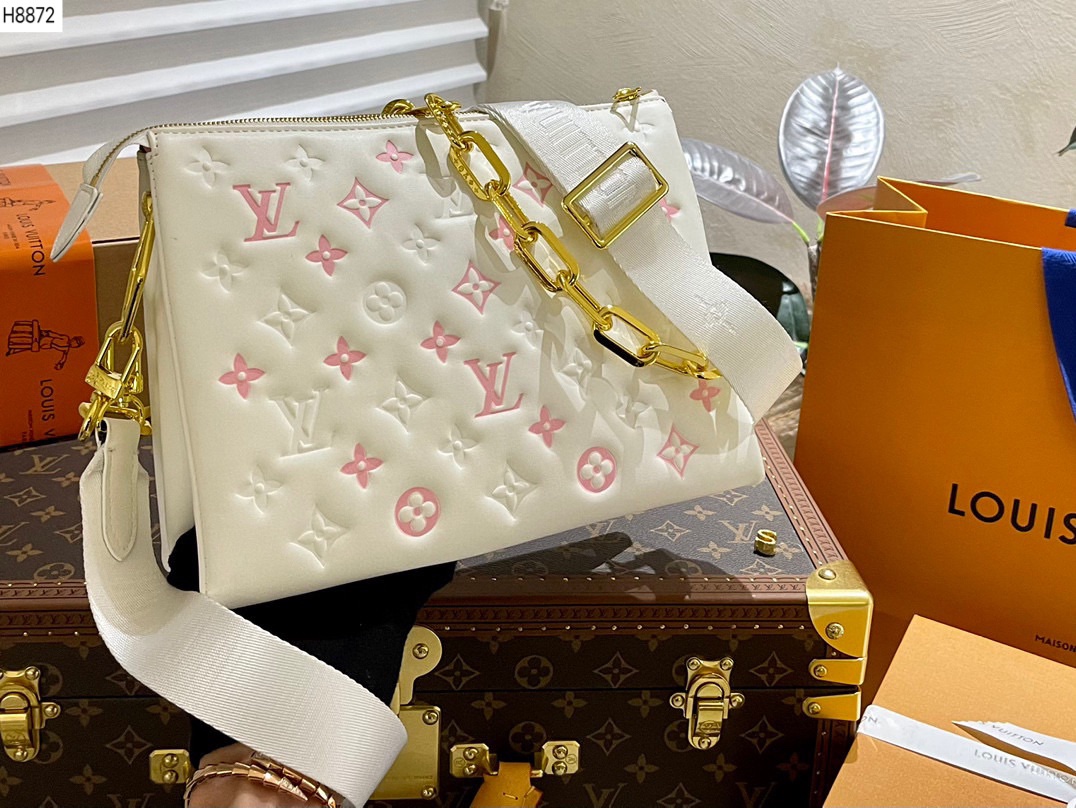 Louis new arrival COUSSIN  bag size: 26 * 20 cm