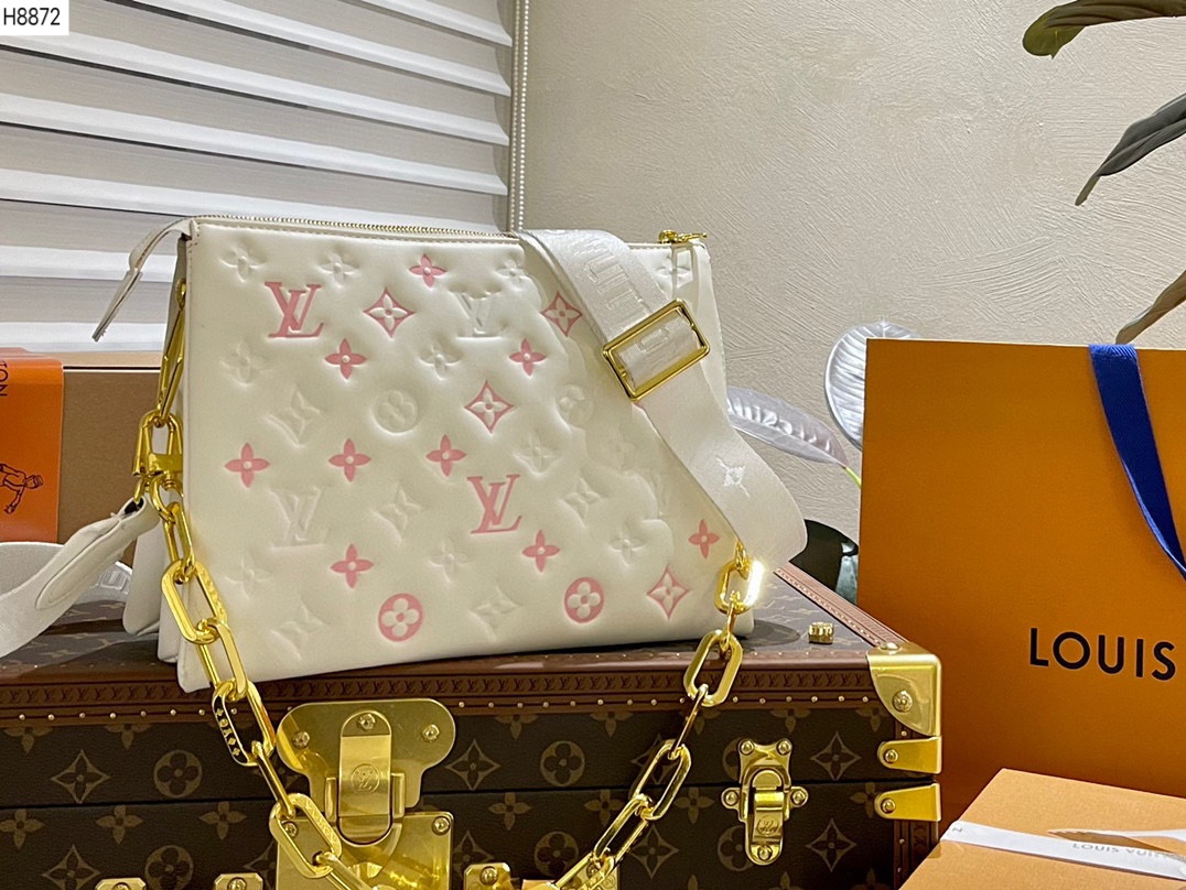 Louis new arrival COUSSIN  bag size: 26 * 20 cm