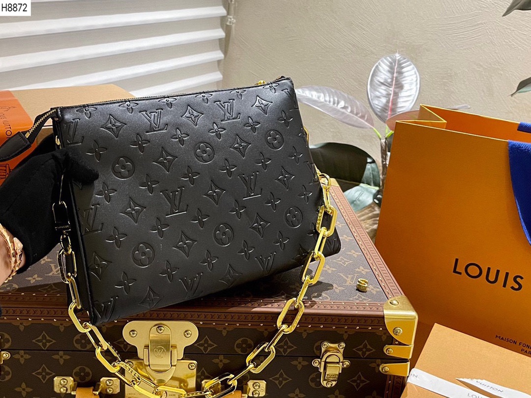 Louis new arrival COUSSIN  bag size: 26 * 20 cm