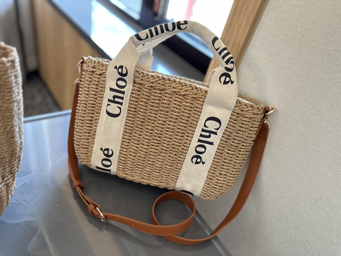 Ch new arrival bucket bag size: 30cm