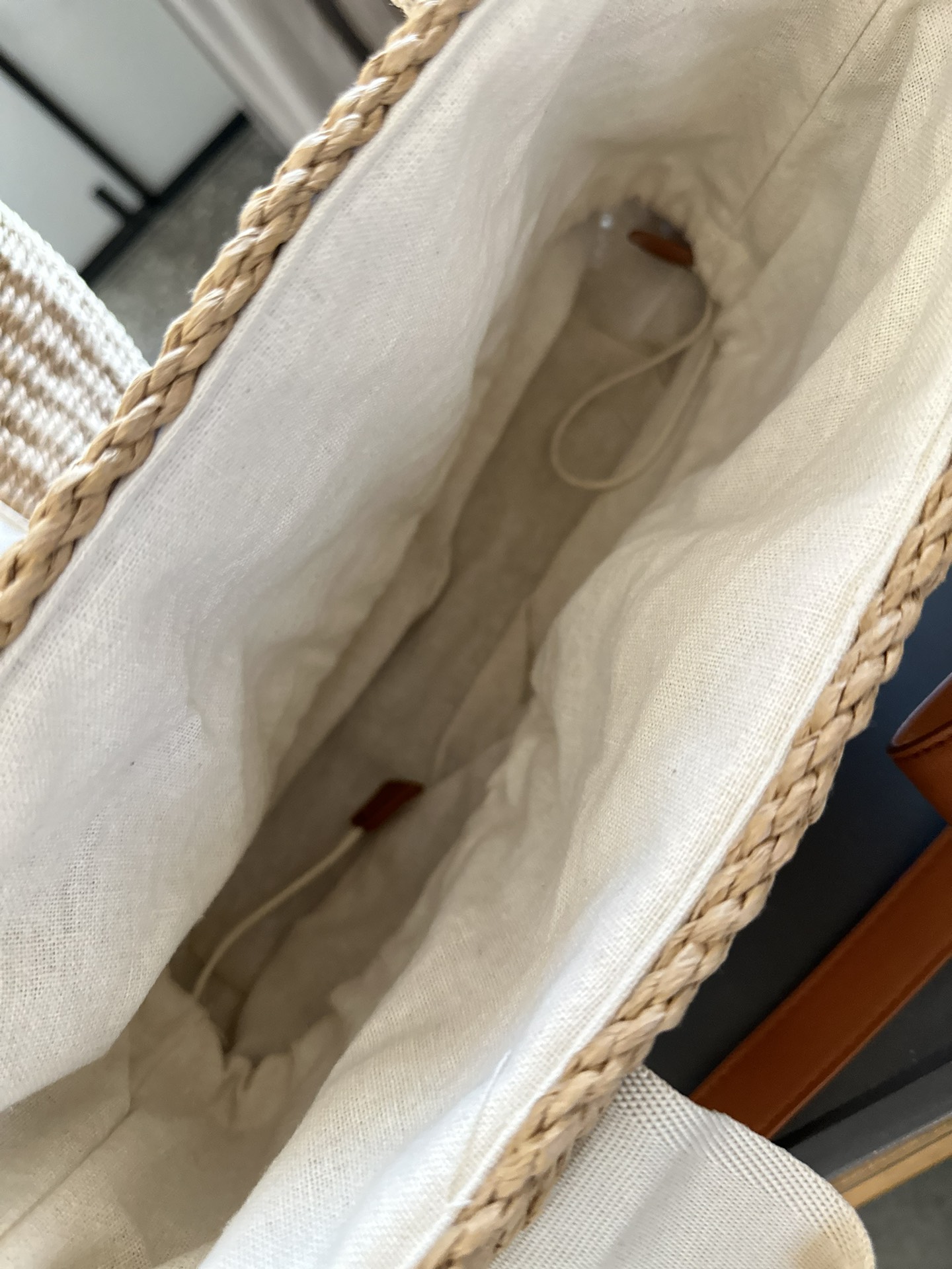 Ch new arrival bucket bag size: 30cm