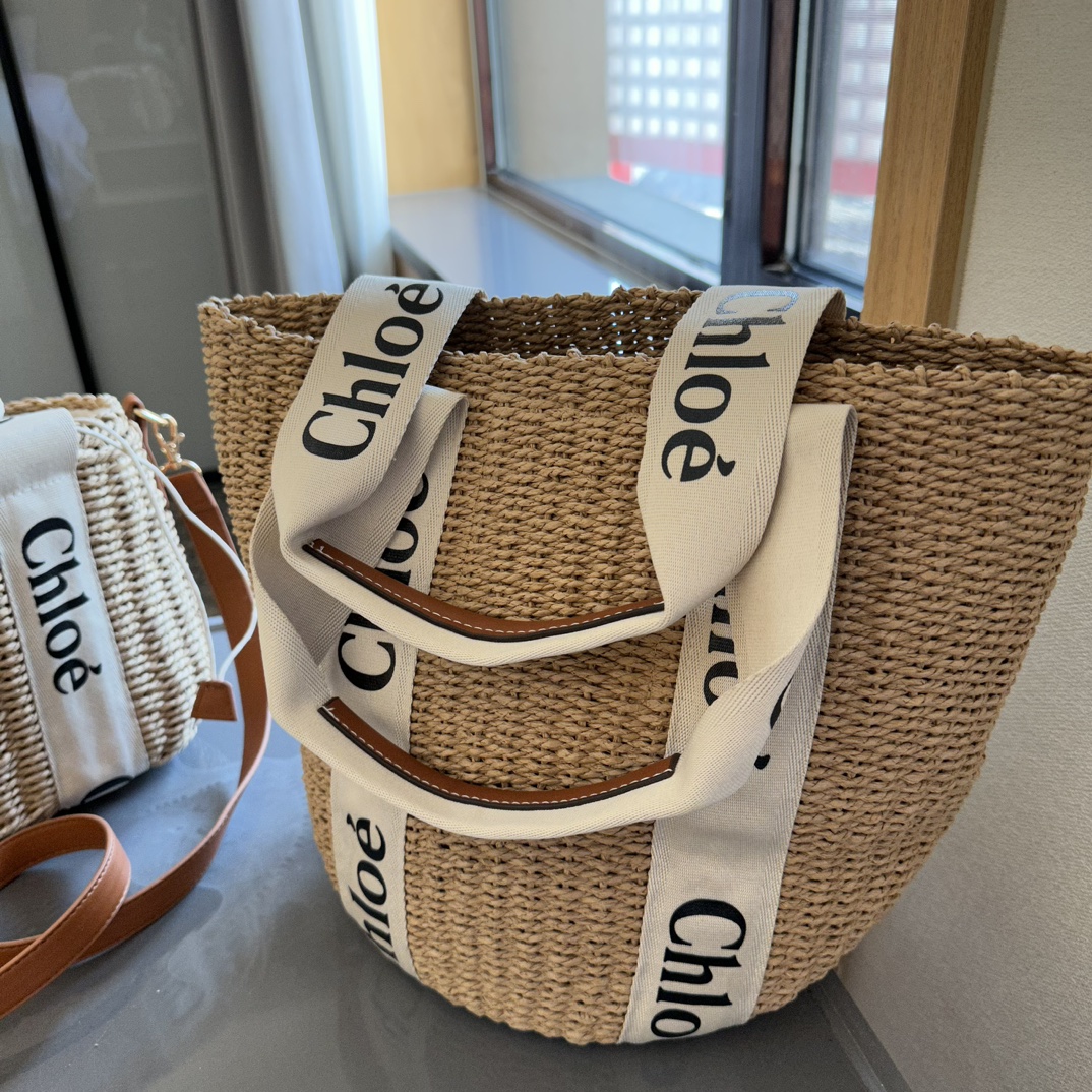 Ch new arrival bucket bag size: 28cm