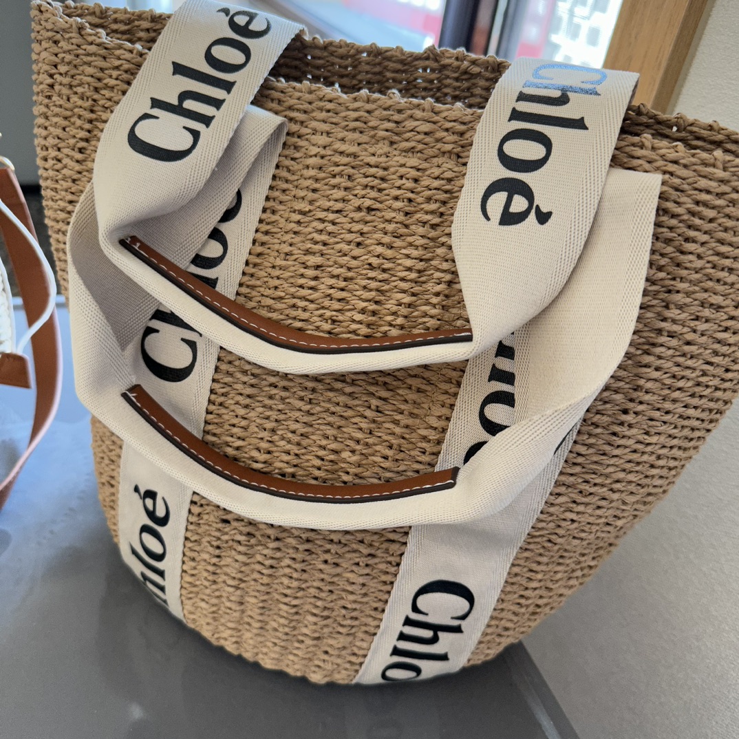 Ch new arrival bucket bag size: 28cm