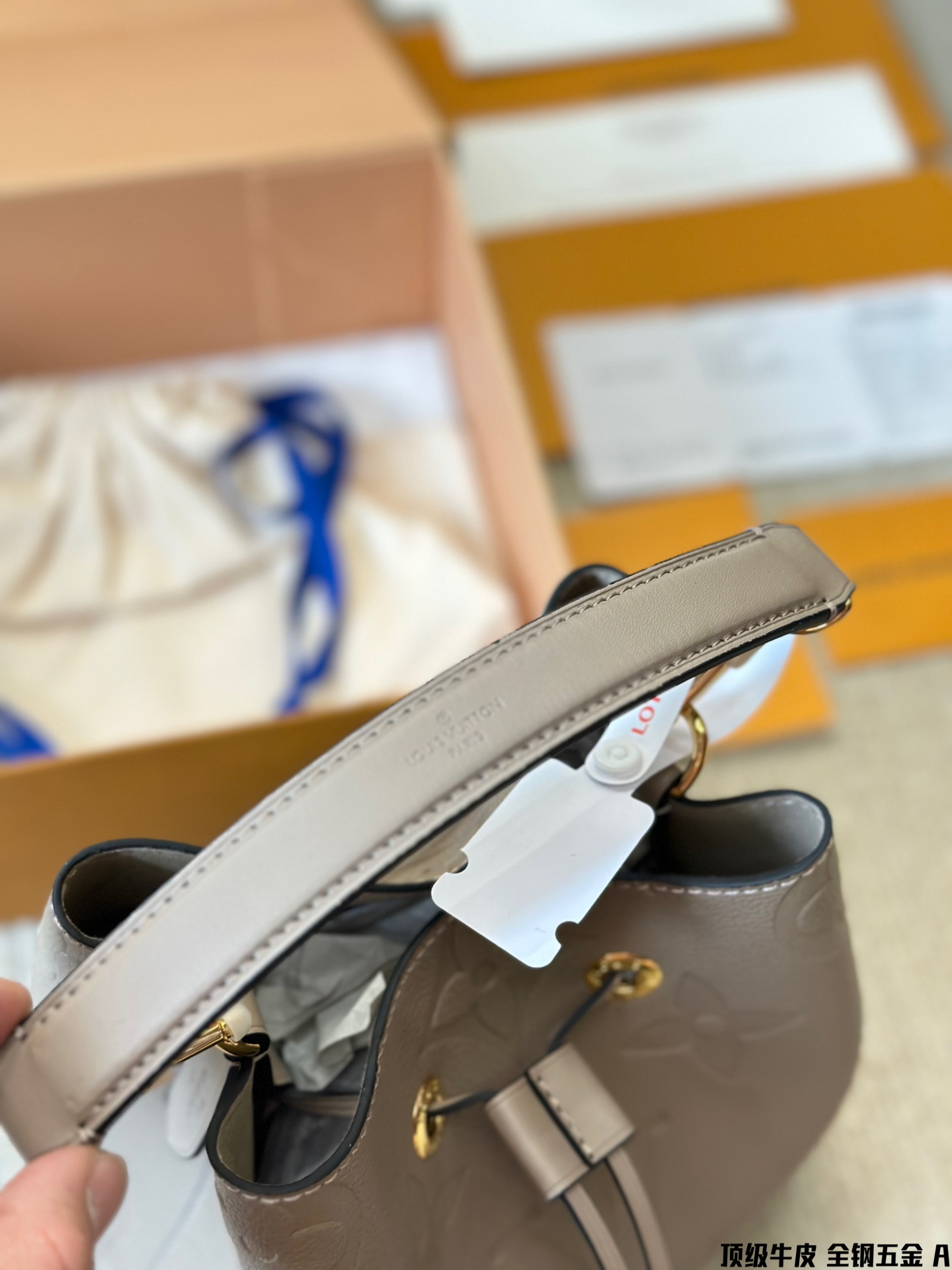 Louis 2024 Neonoe bb bag size: 20 cm