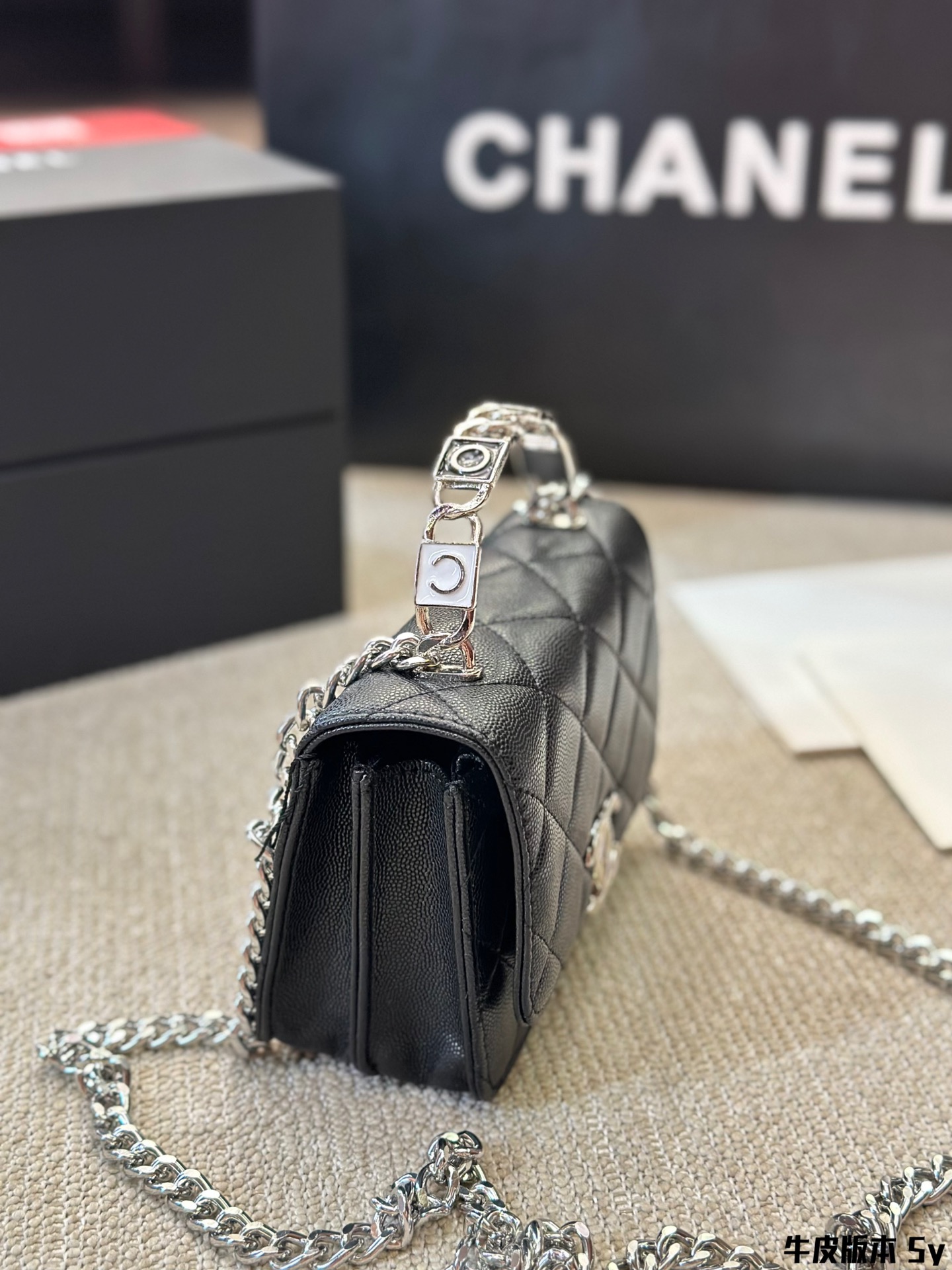 Cc new arrival handbag size: 15 * 11cm