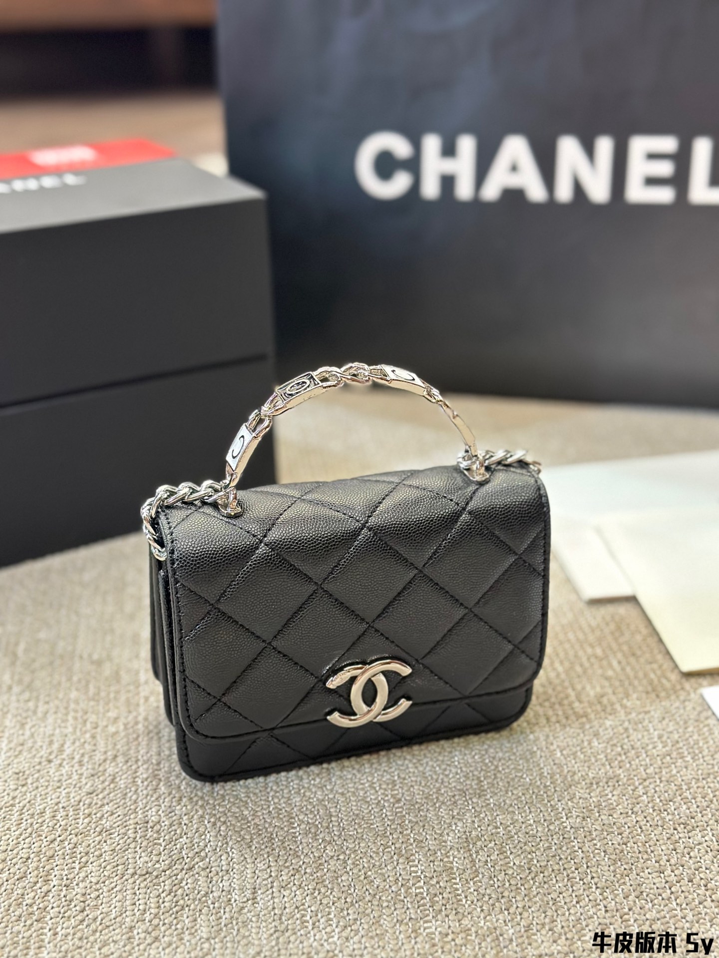 Cc new arrival handbag size: 15 * 11cm