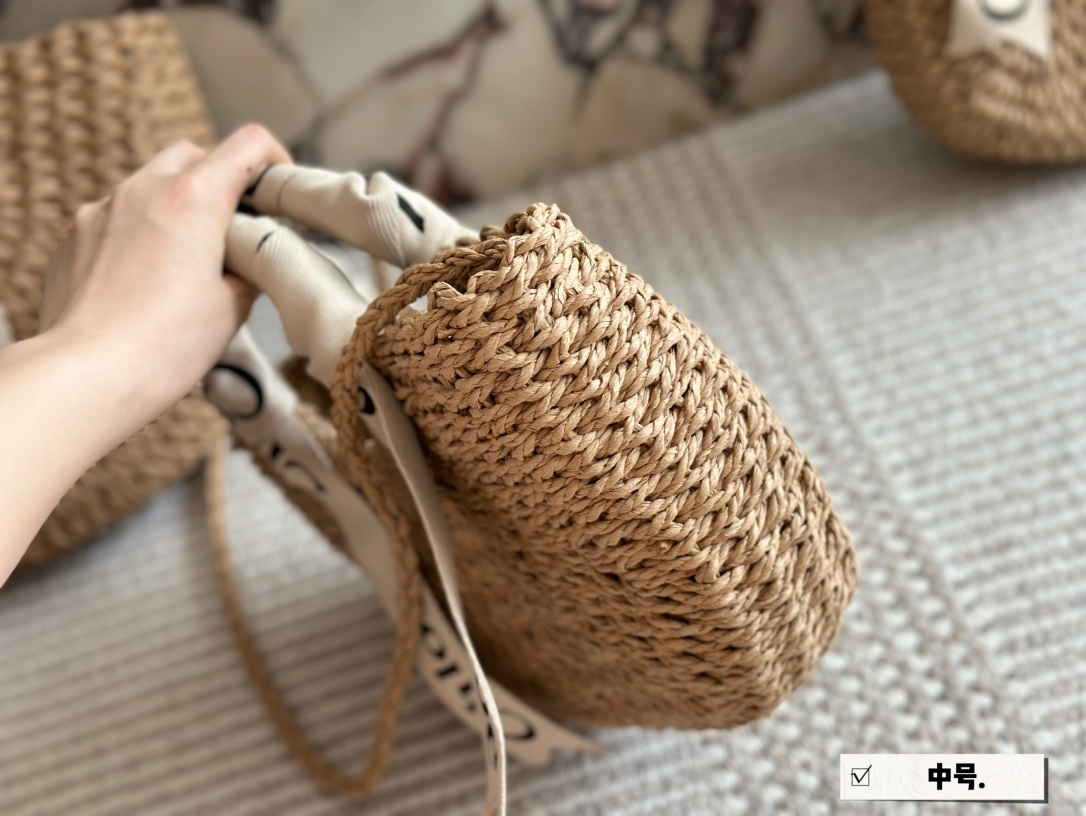 Ch new arrival bucket bag