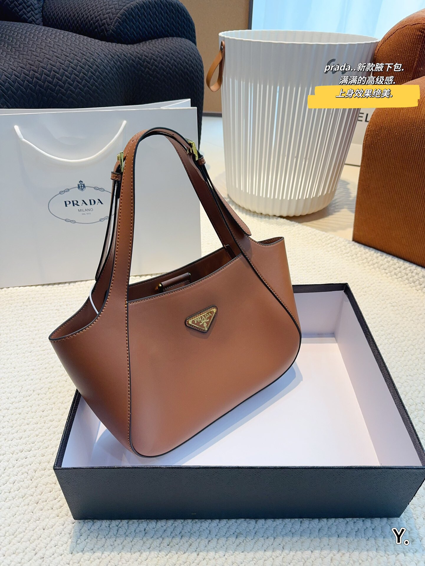 Pra new arrival hobo bag size: 27*7*19cm