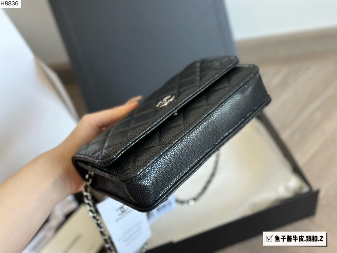 CC new arrival woc caviar leather bag size:19 * 12cm