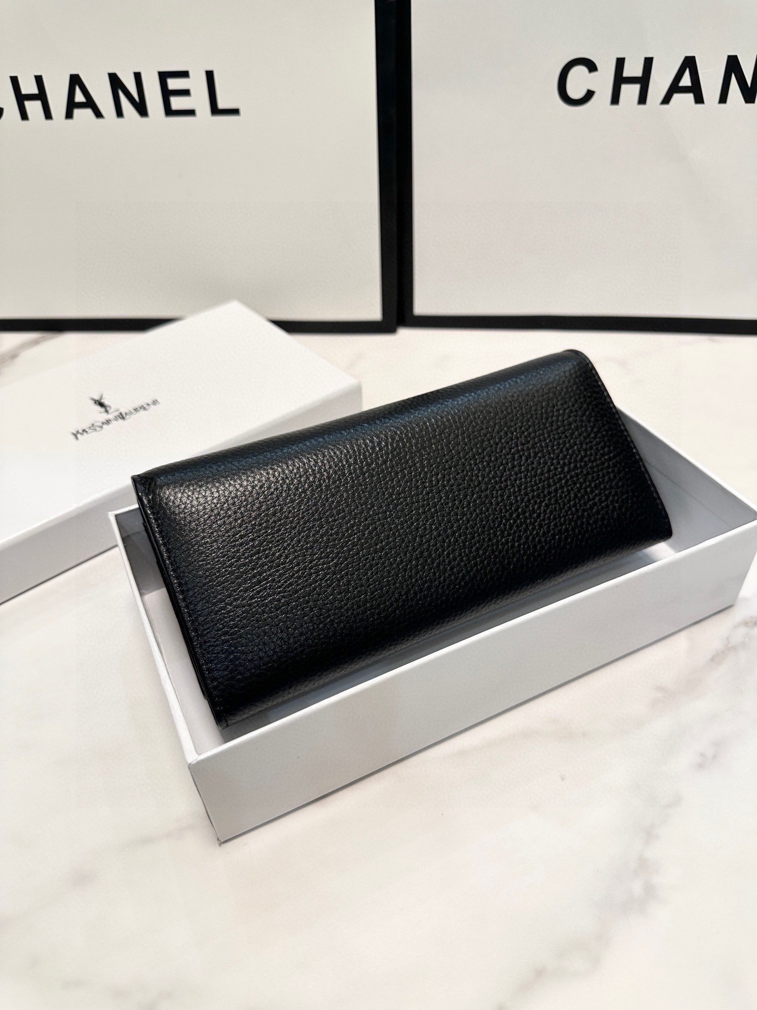 Y new arrival wallet size:  19x10 cm