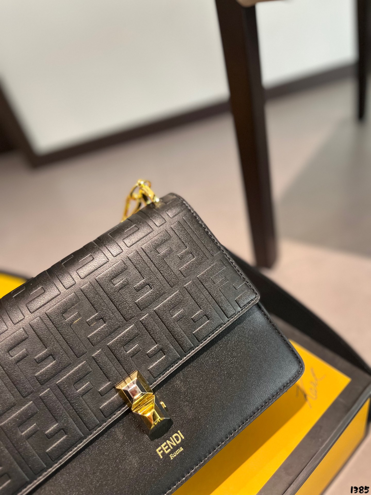 FEN Kan U new arrival bag size: 24* 18 cm