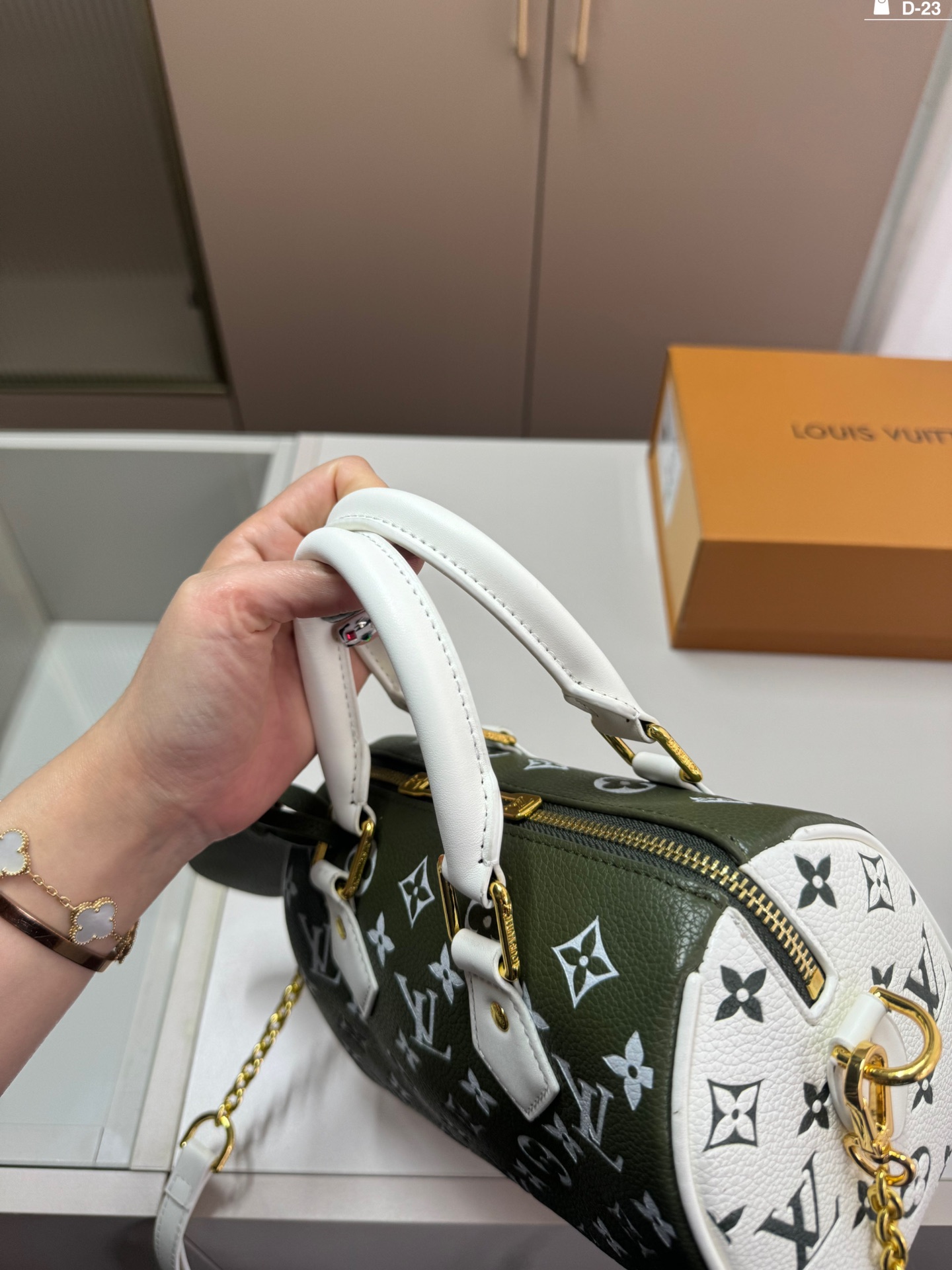 Louis new arrival speedy size: 22*11*14 cm