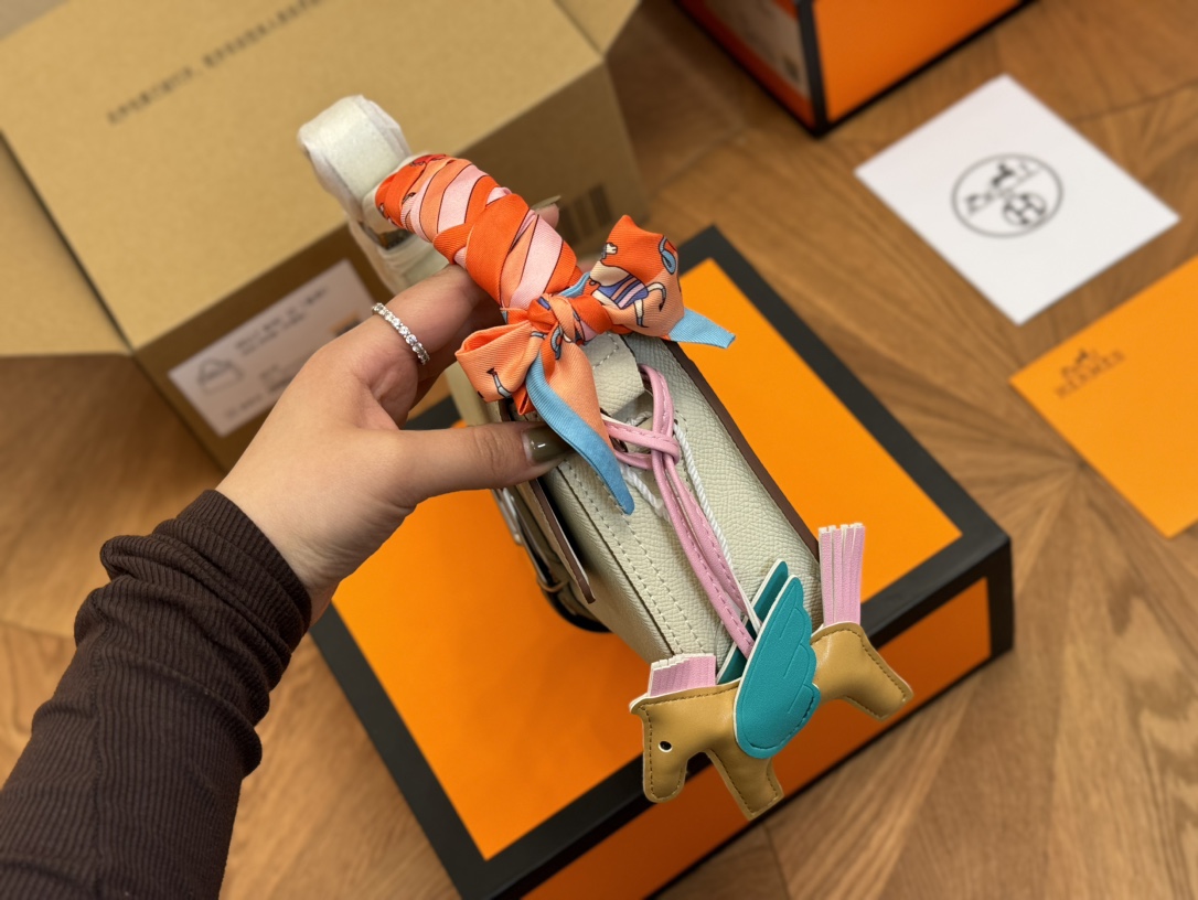 H Della new arrival bag size: 23*15cm