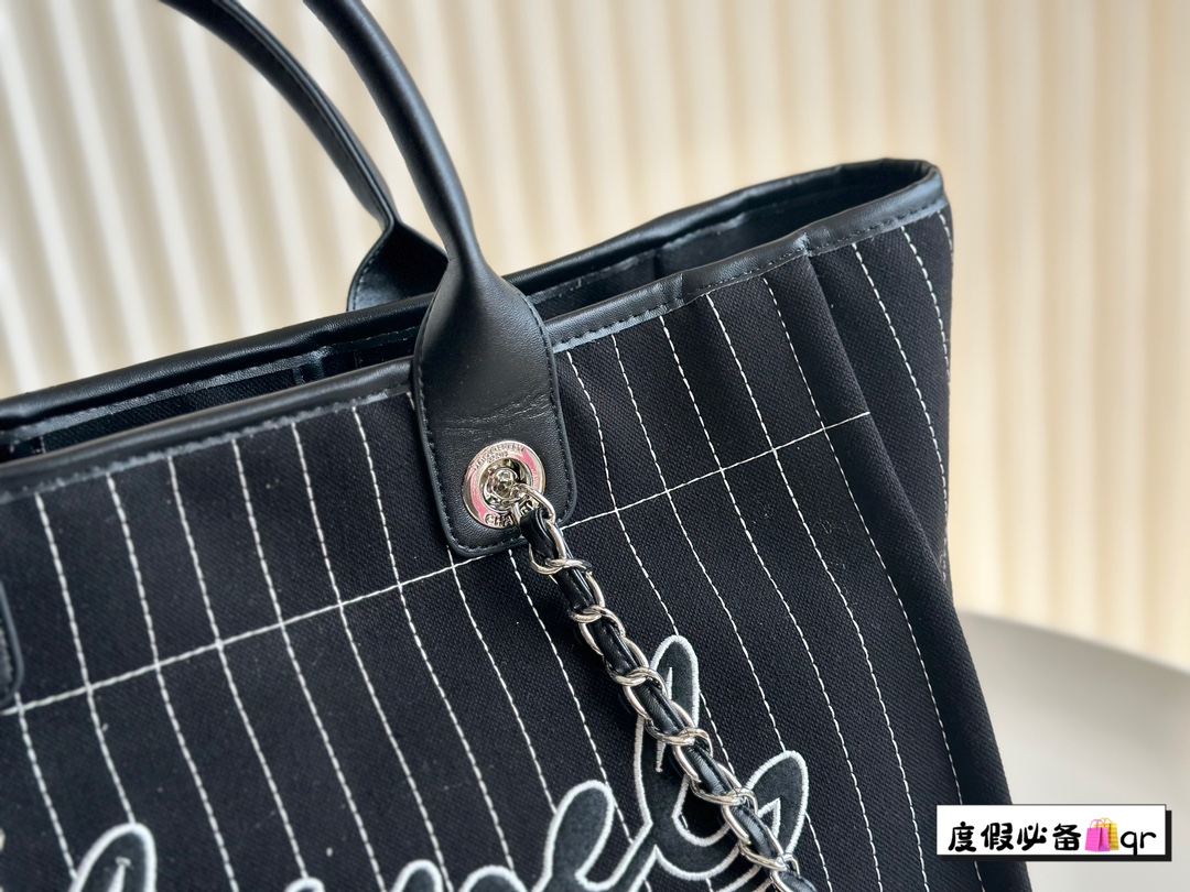 CC new arrival tote bag size: 36*28cm