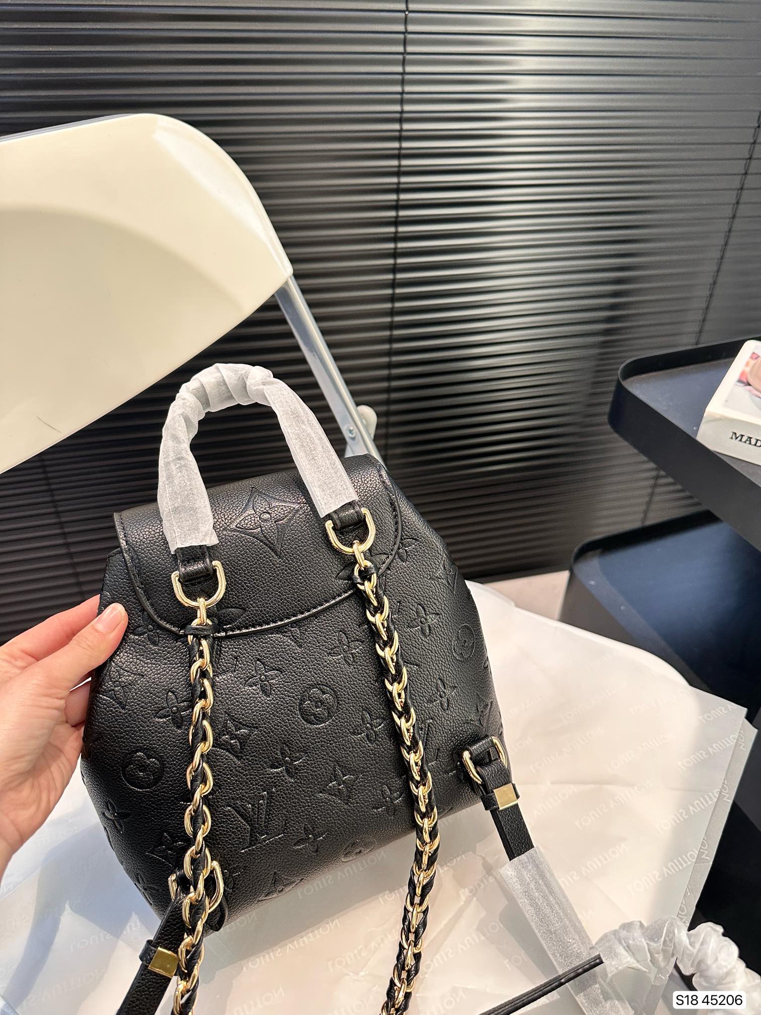 L Excursion new arrival backpack size: 20*9*20cm