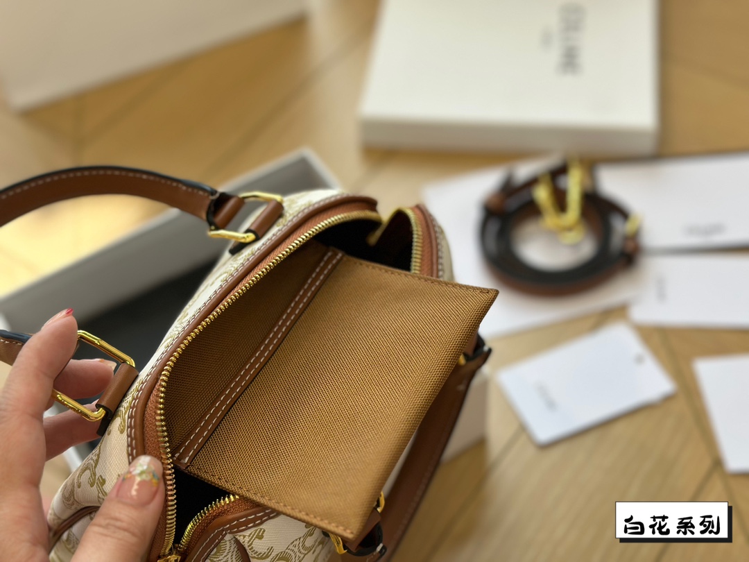 Ce new arrival boston bag size: 19*15 cm