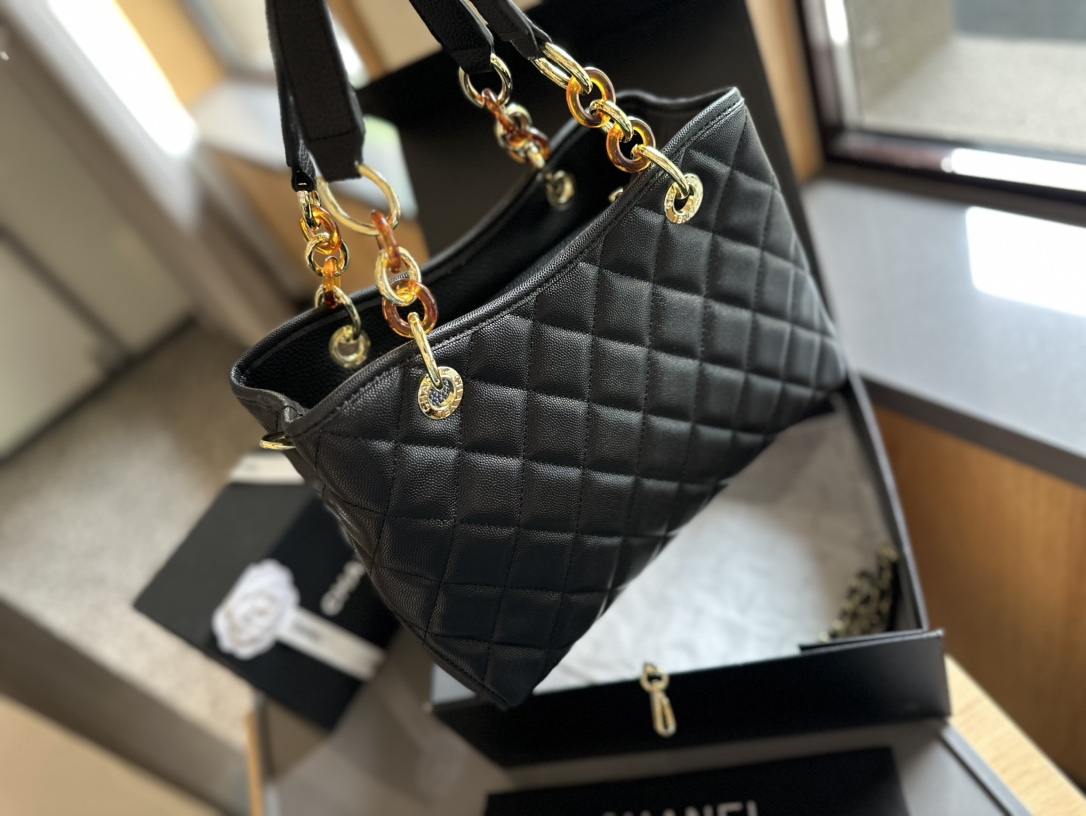 Cc new arrival vintage tote bag caviar leather size: 27cm