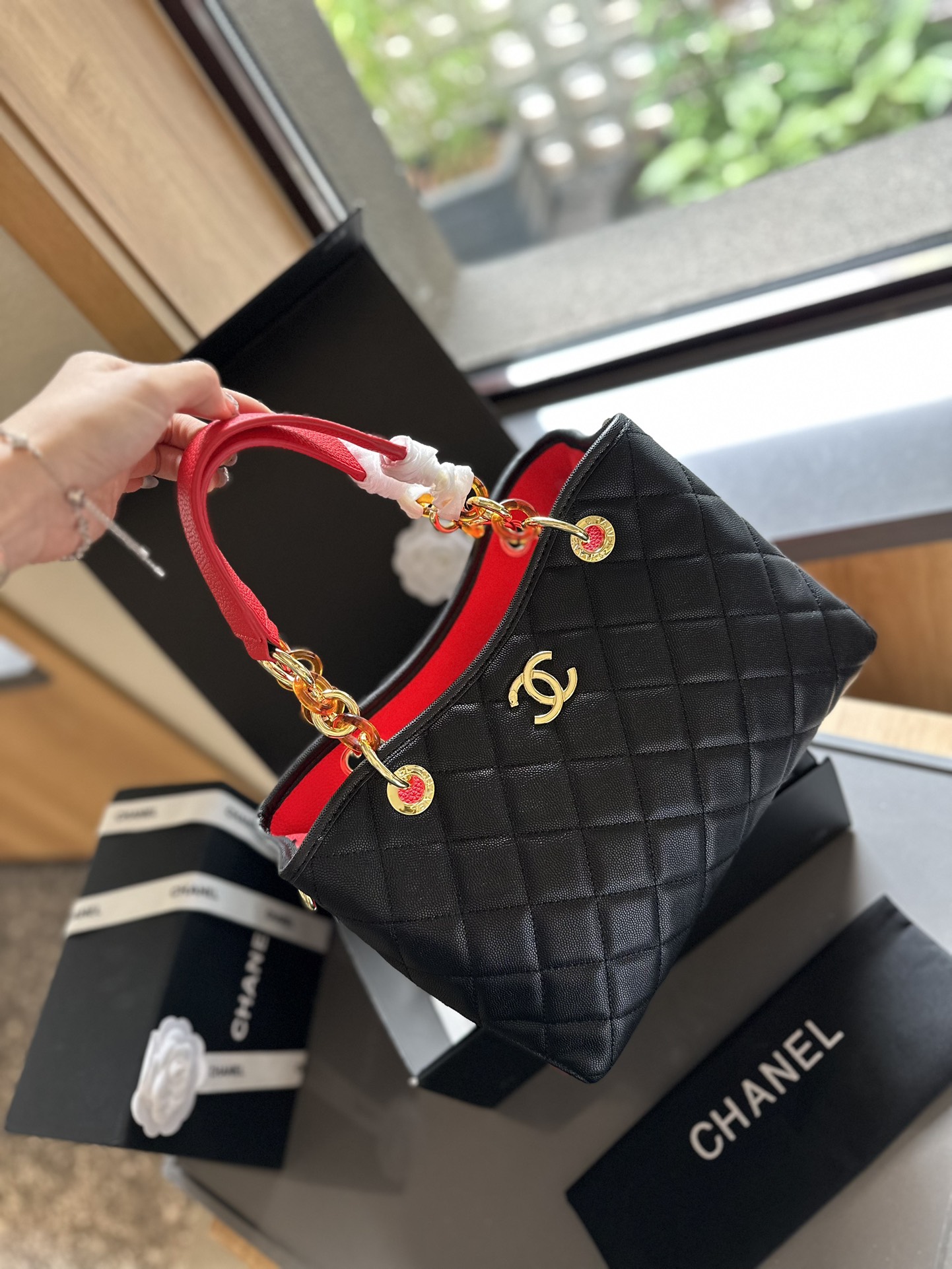 Cc new arrival vintage tote bag caviar leather size: 27cm